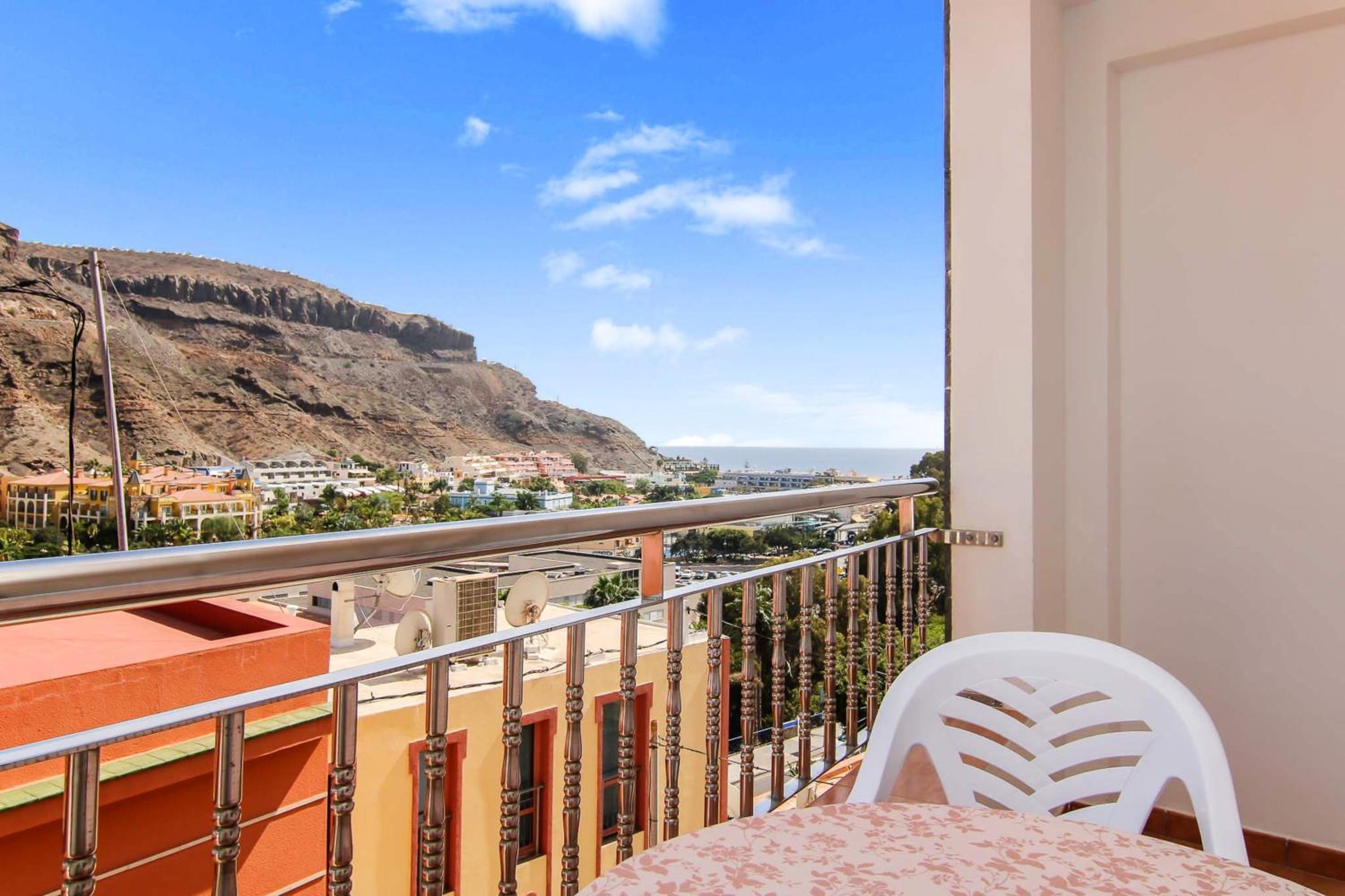 2 bedrooms appartement at Lomo Quiebre 500 m away from the beach with sea view furnished terrace and wifi view 4