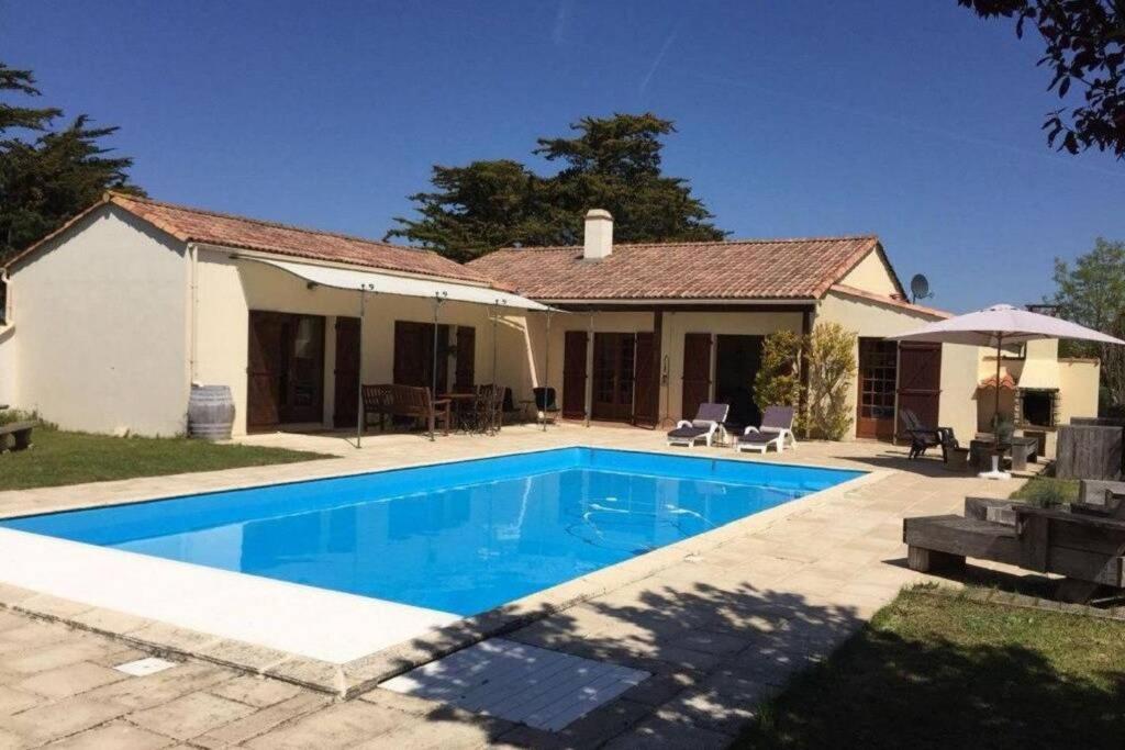La Villa du Payré, proche mer et piscine chauffée view 2