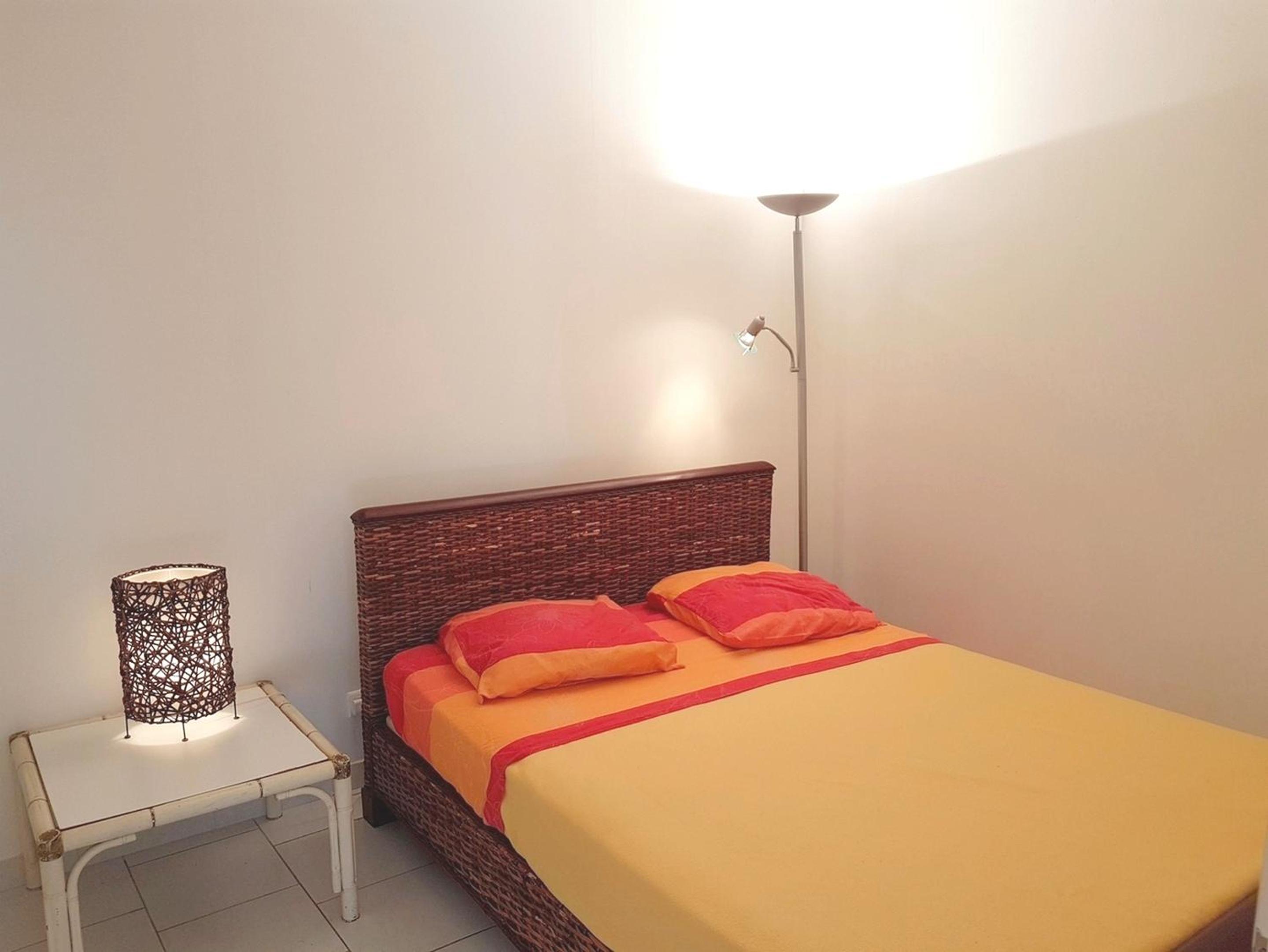 Maison d'une chambre avec vue sur la mer jardin amenage et wifi a Alata a 8 km de la plage