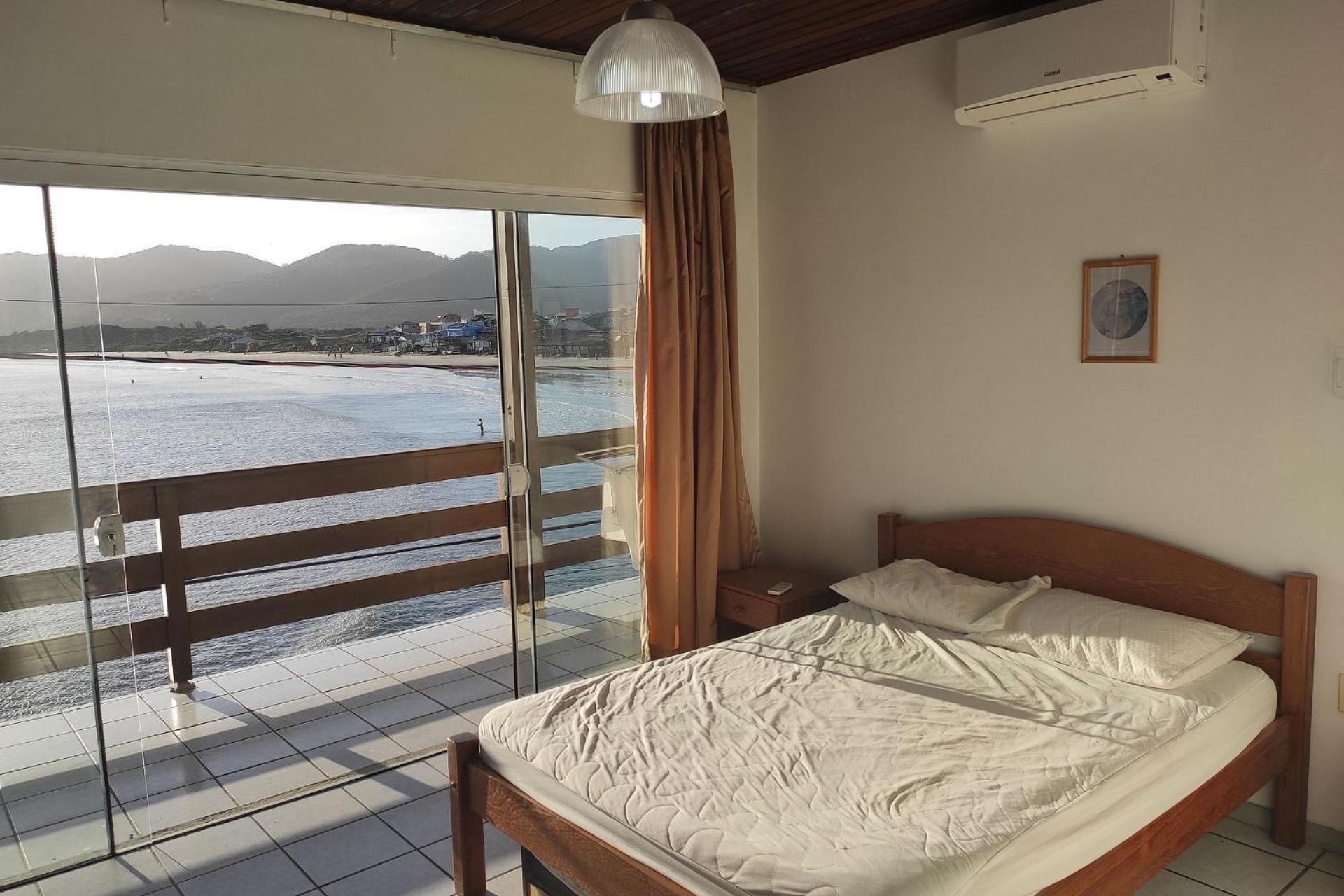 Costão VIP! linda casa 3 quartos perto da água em Florianópolis
