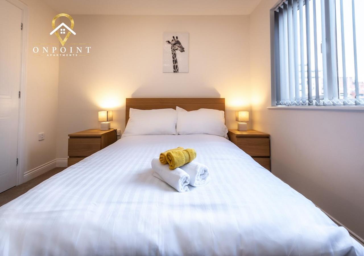 OnPoint - Spacious 2 Bed Apt - FREE Parking view 4