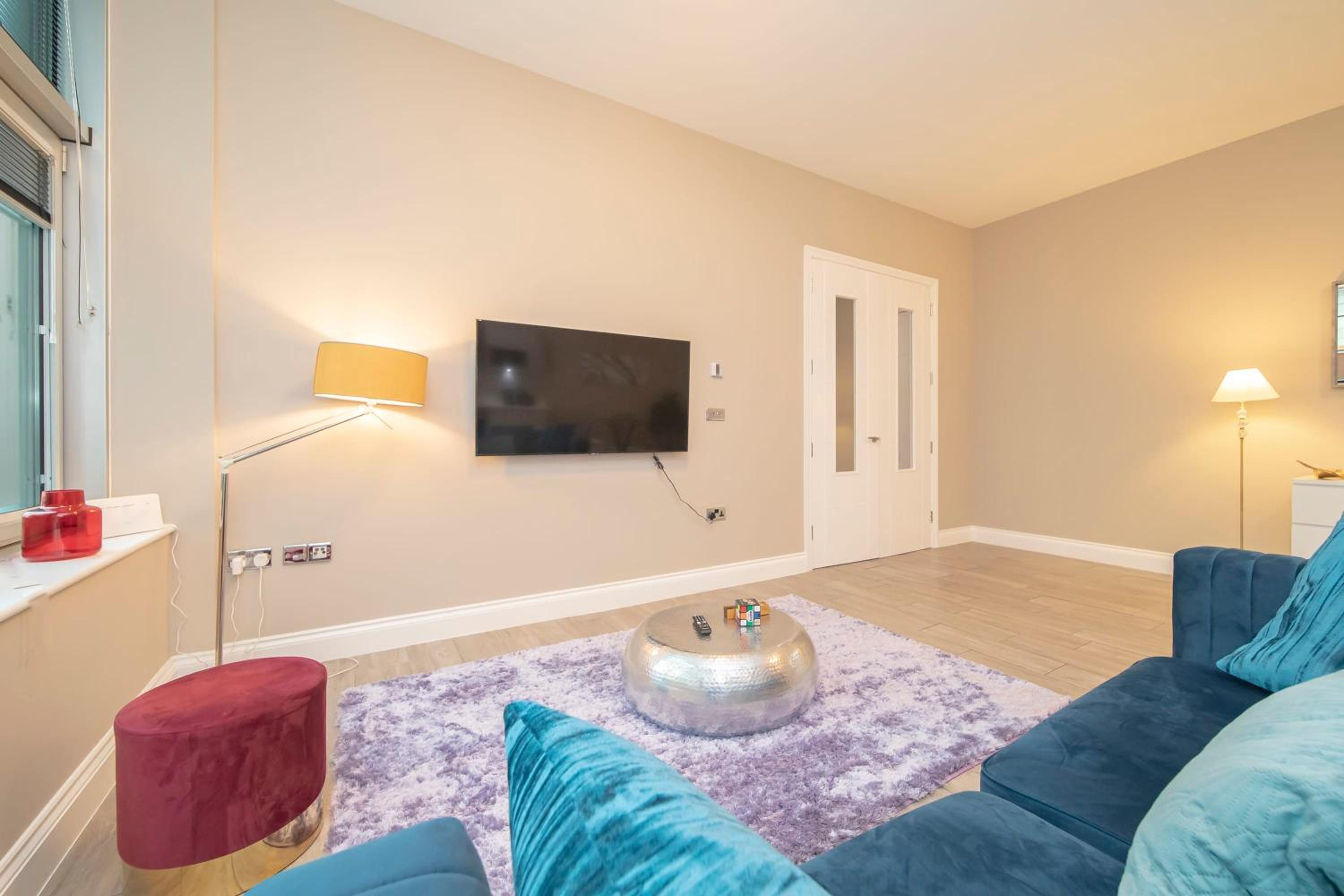 Most central located luxury 1bd