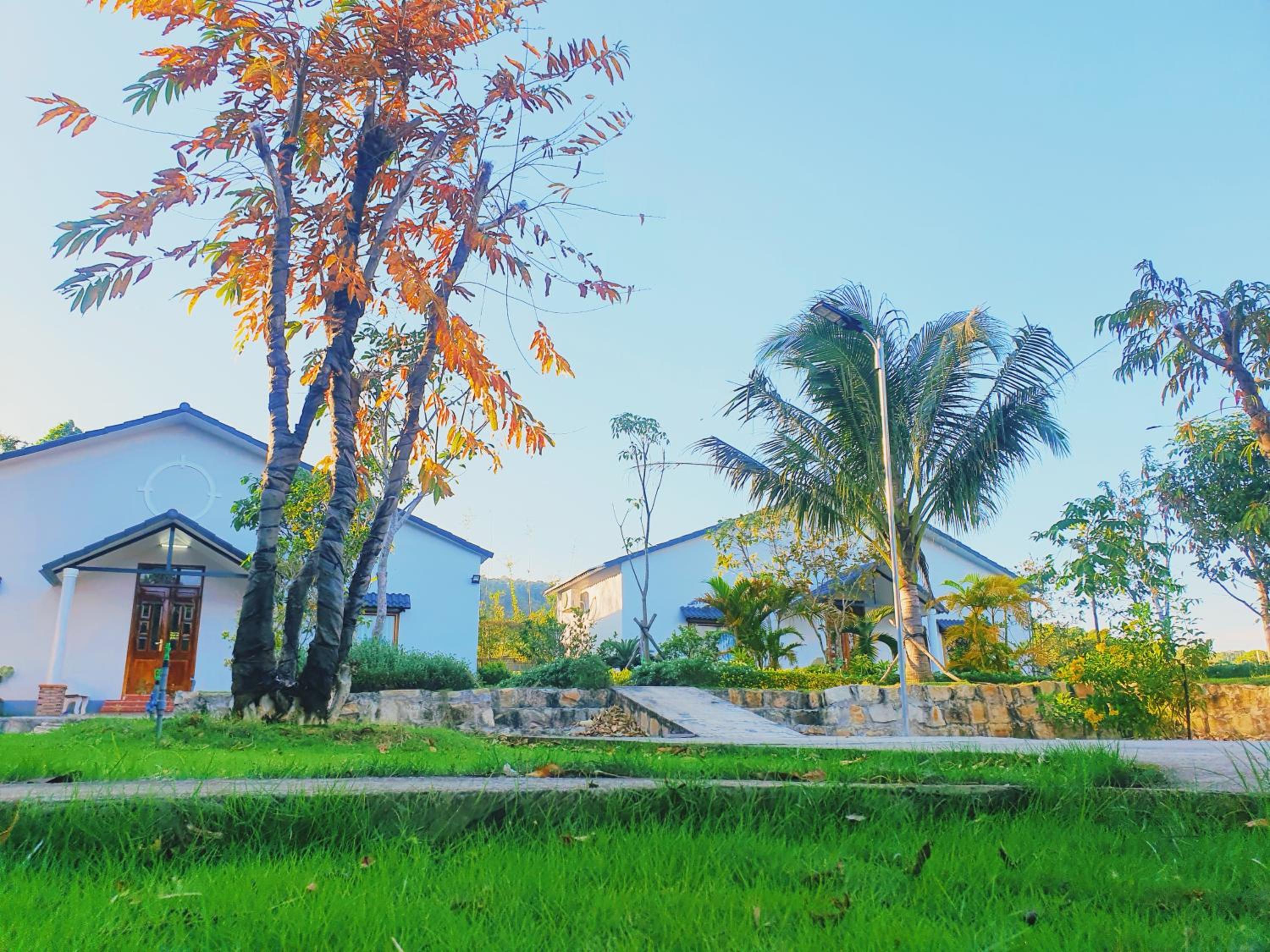 VinaHouse Bungalow view 2