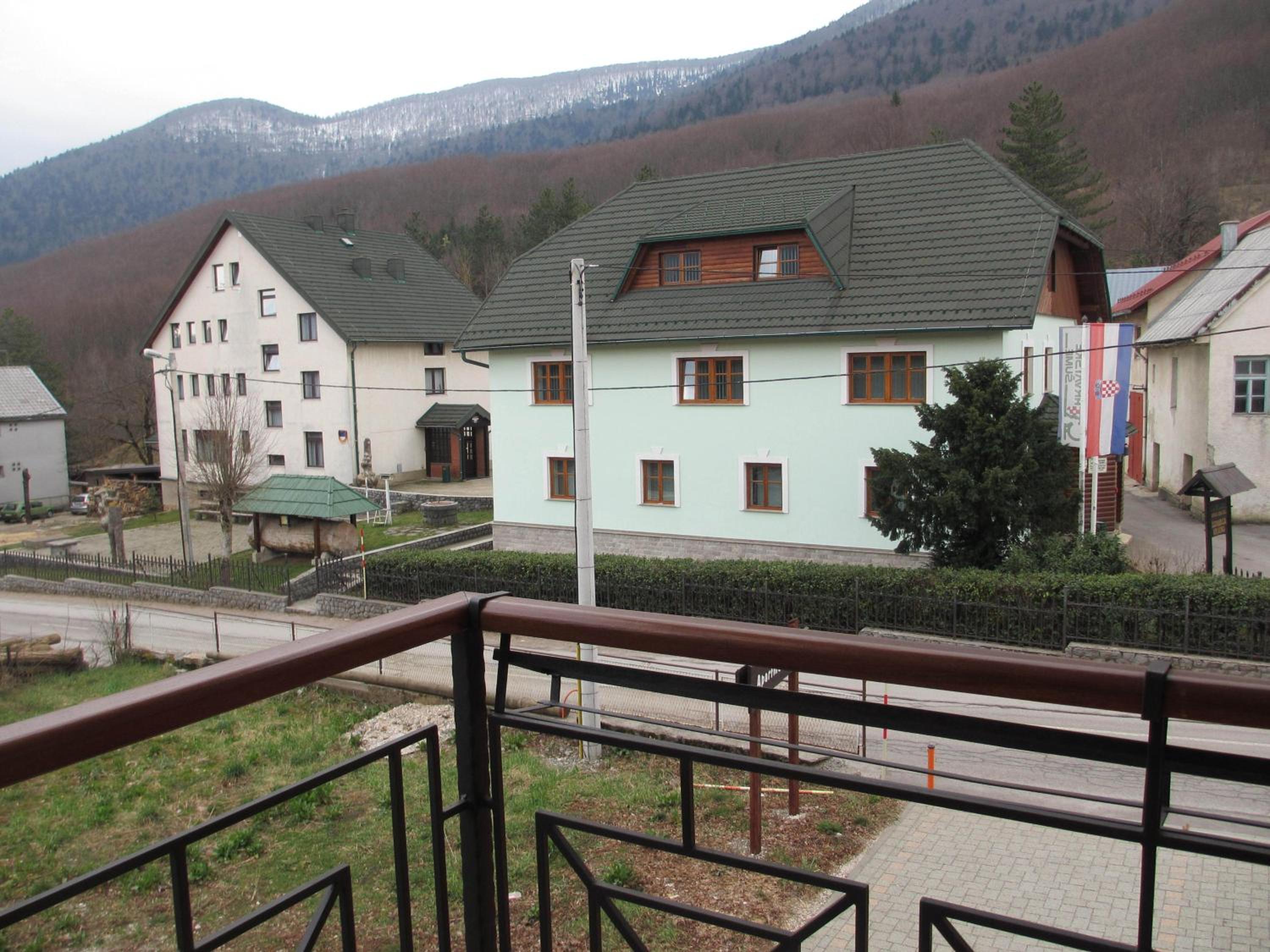 Photo 22