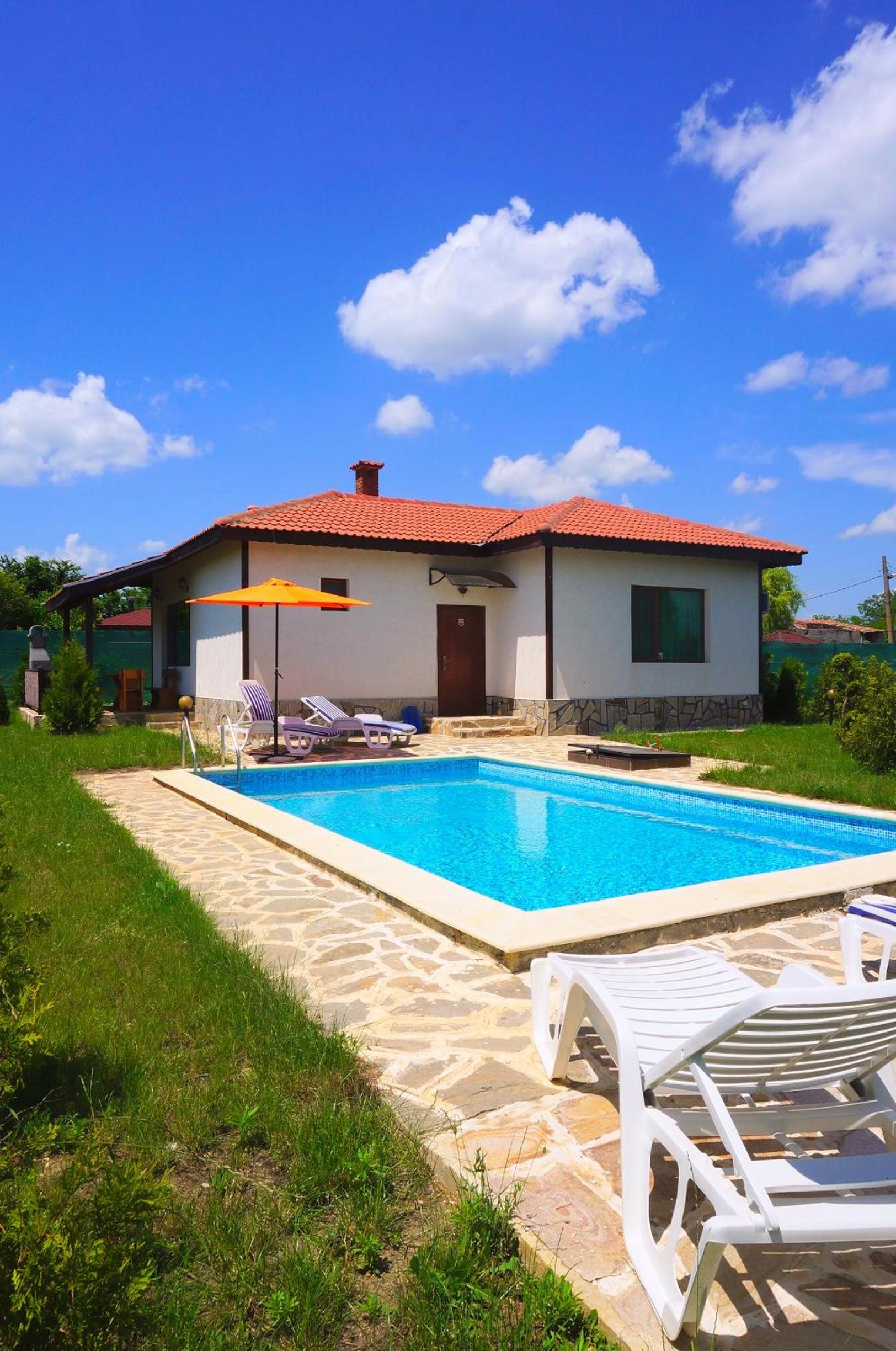 Villa Edem - Beach Bolata Area