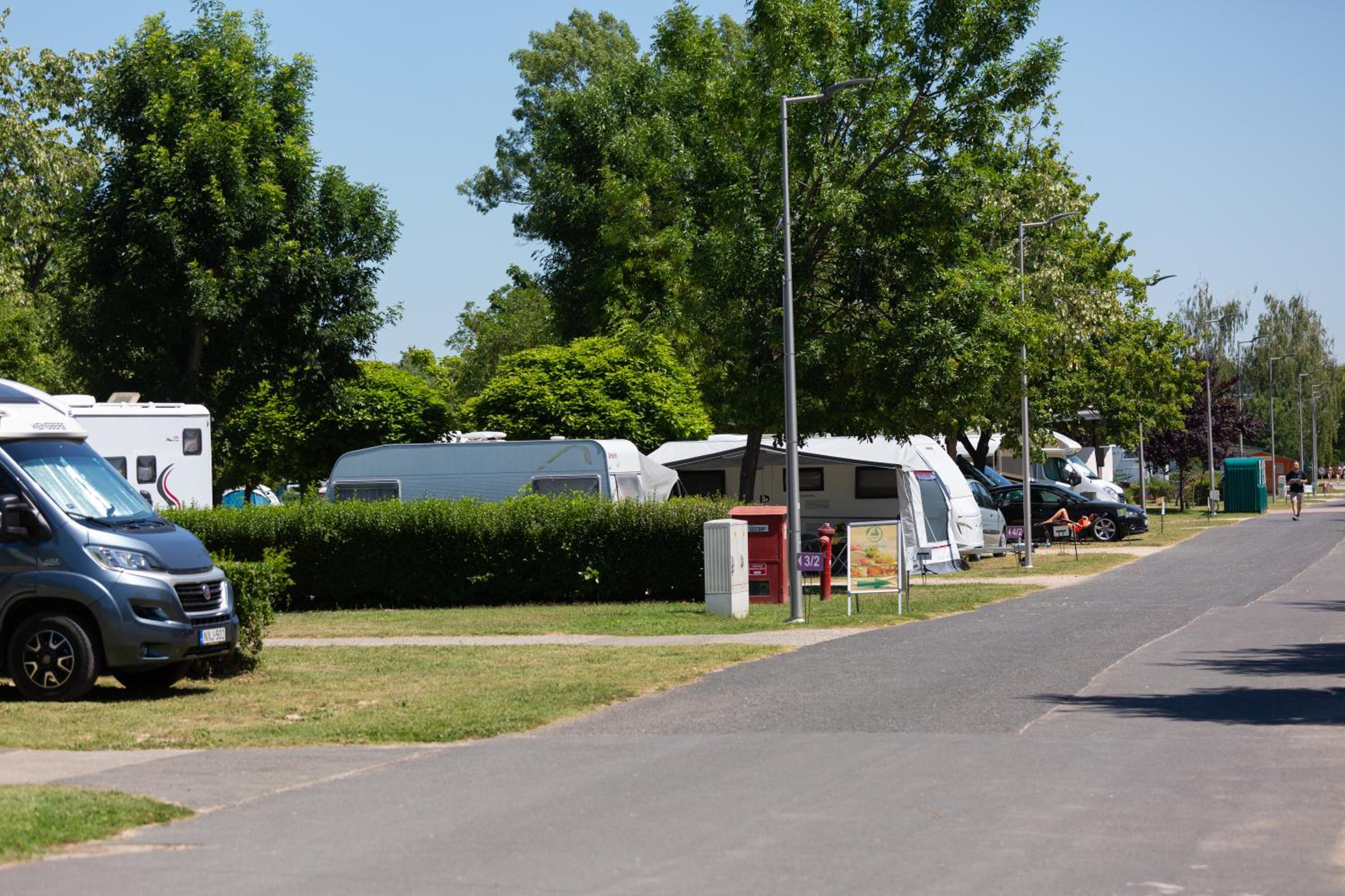 Aranypart Camping