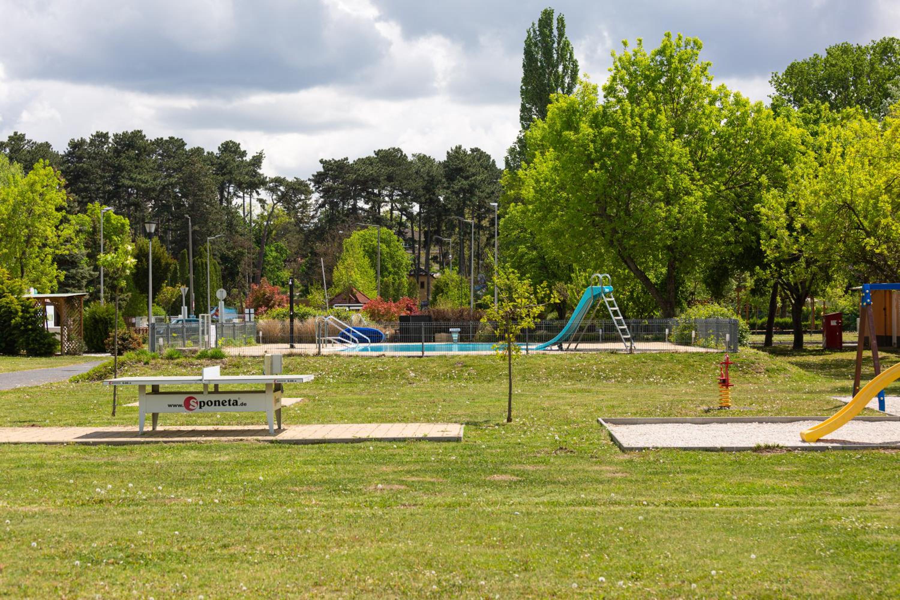 Aranypart Camping