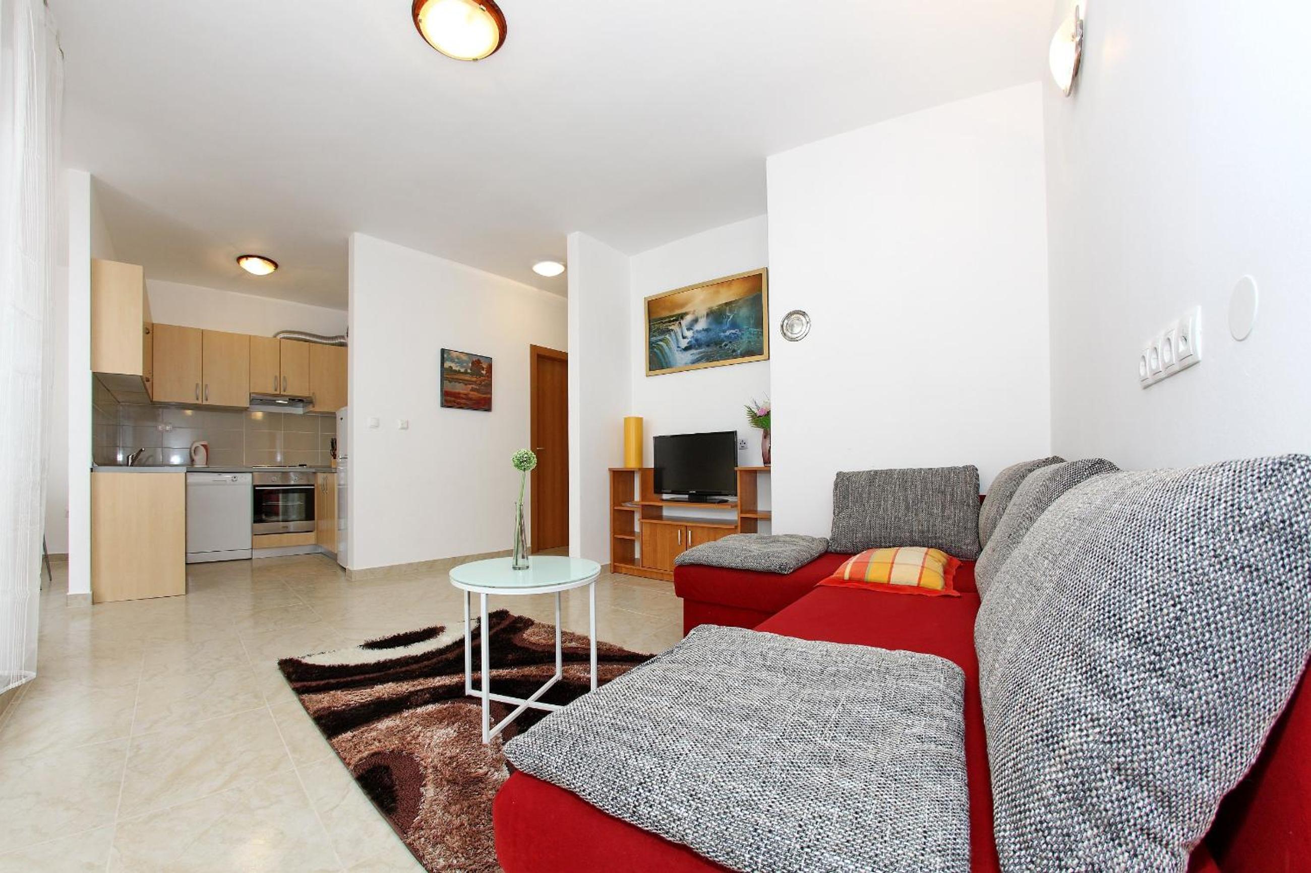 Apartment Village Nin view 2