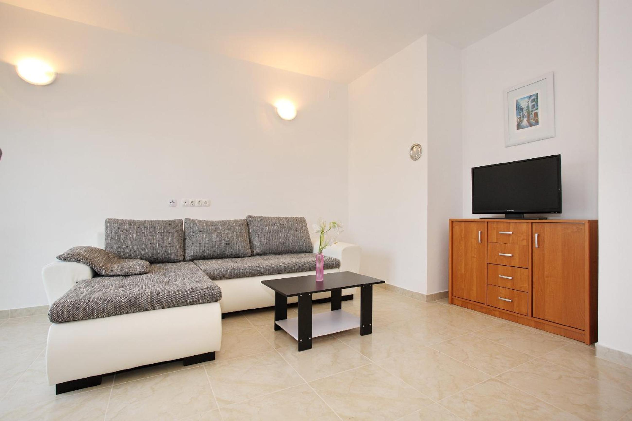 Apartment Village Nin view 4