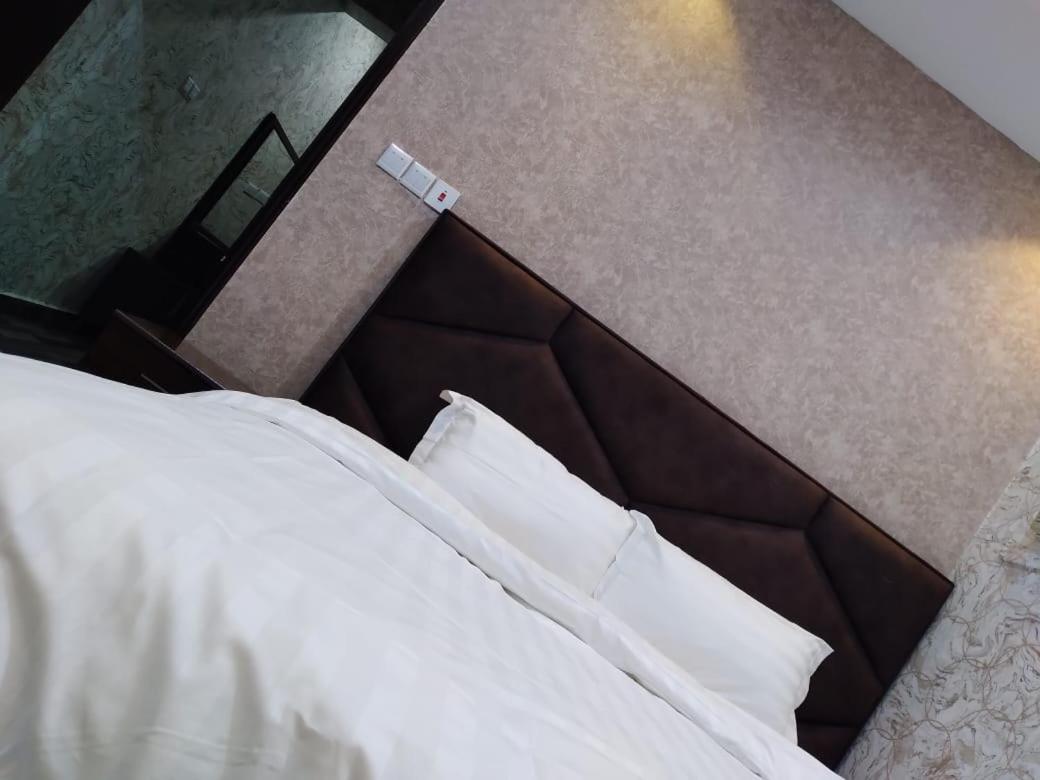 Iwaa Alkharj Apartments