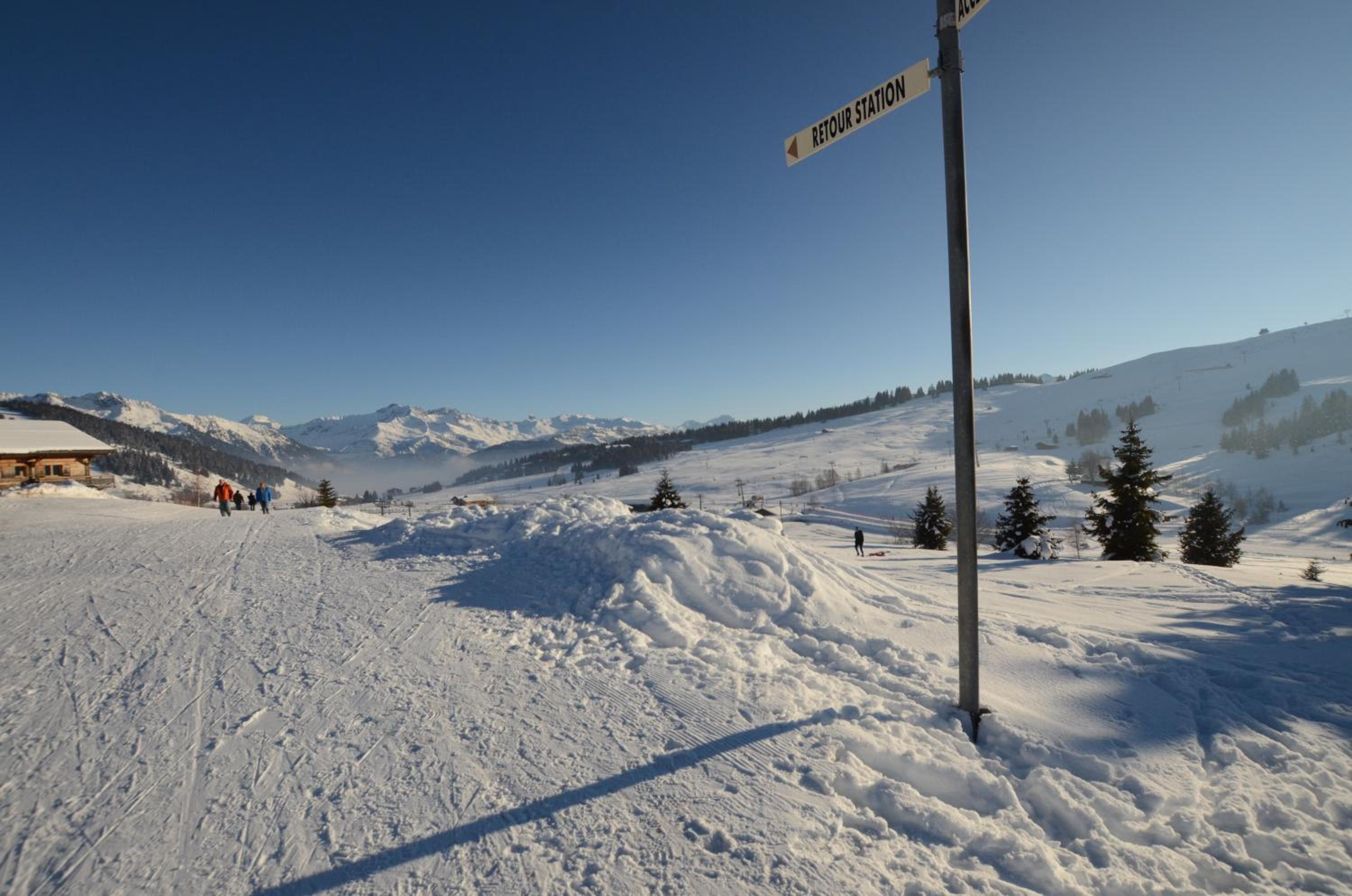 Chalet A, Village des Lapons Les Saisies, 3 chambres et 1 espace nuit mezzanine view 2