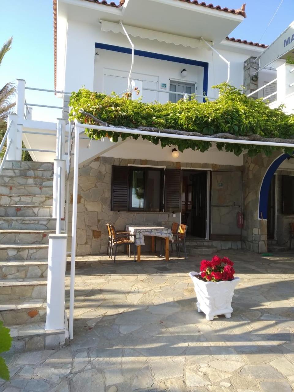Mabella Beach view 2