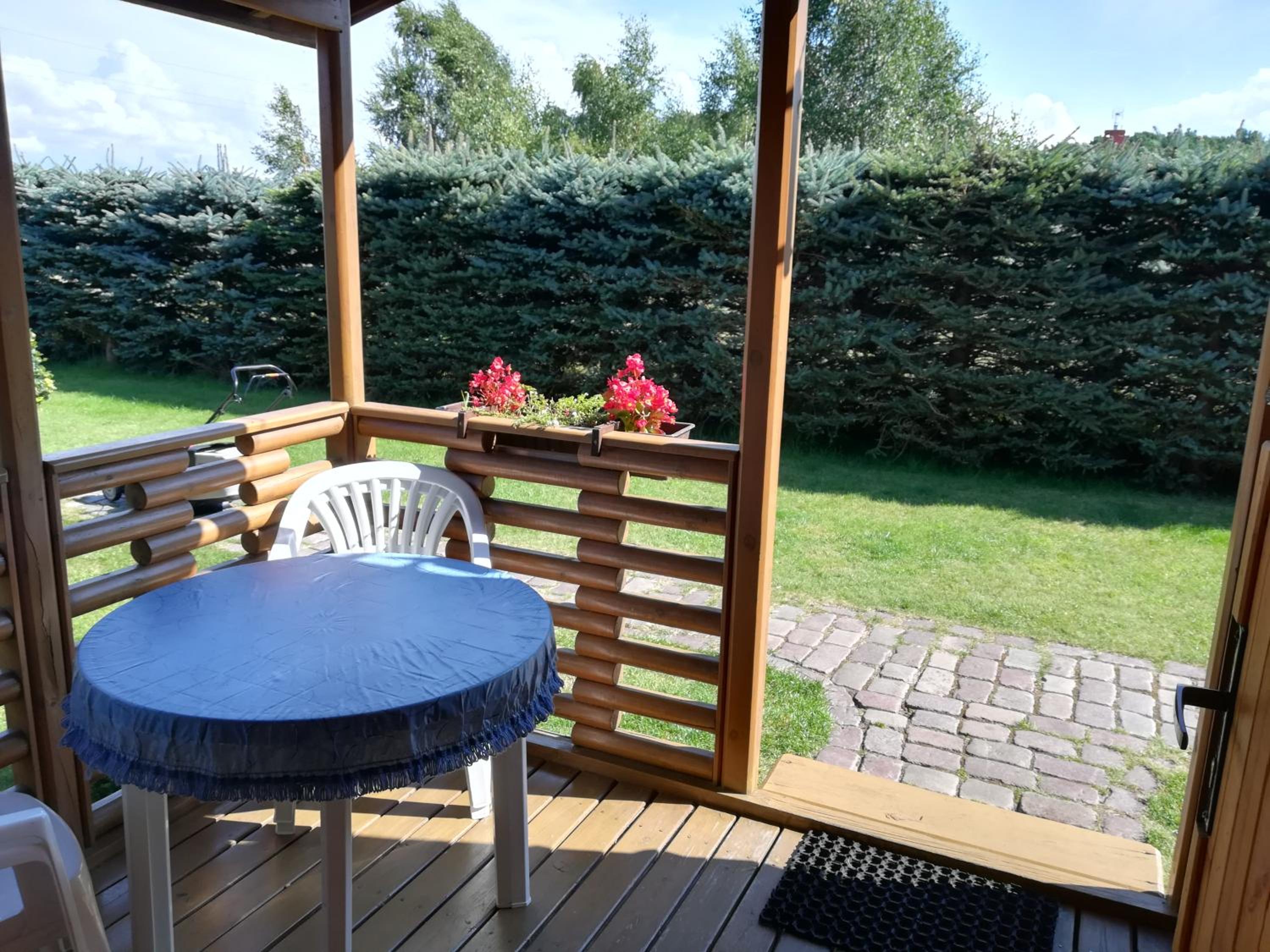 Photo 19