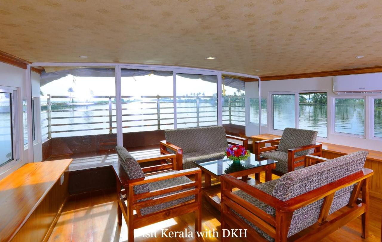 Soma House Boat