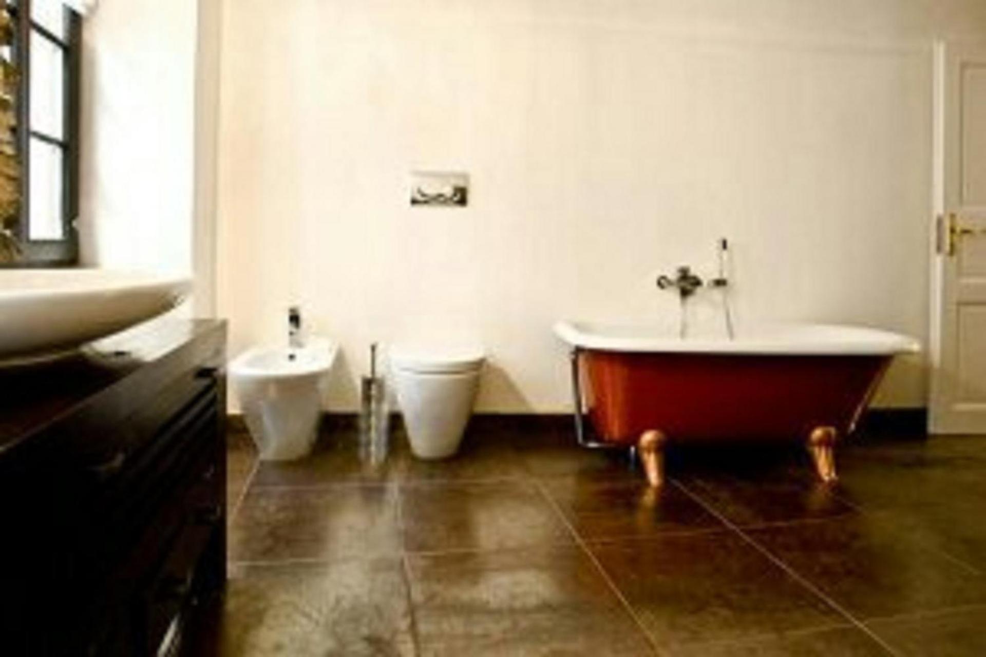 CASA LEONE BADALUCCO