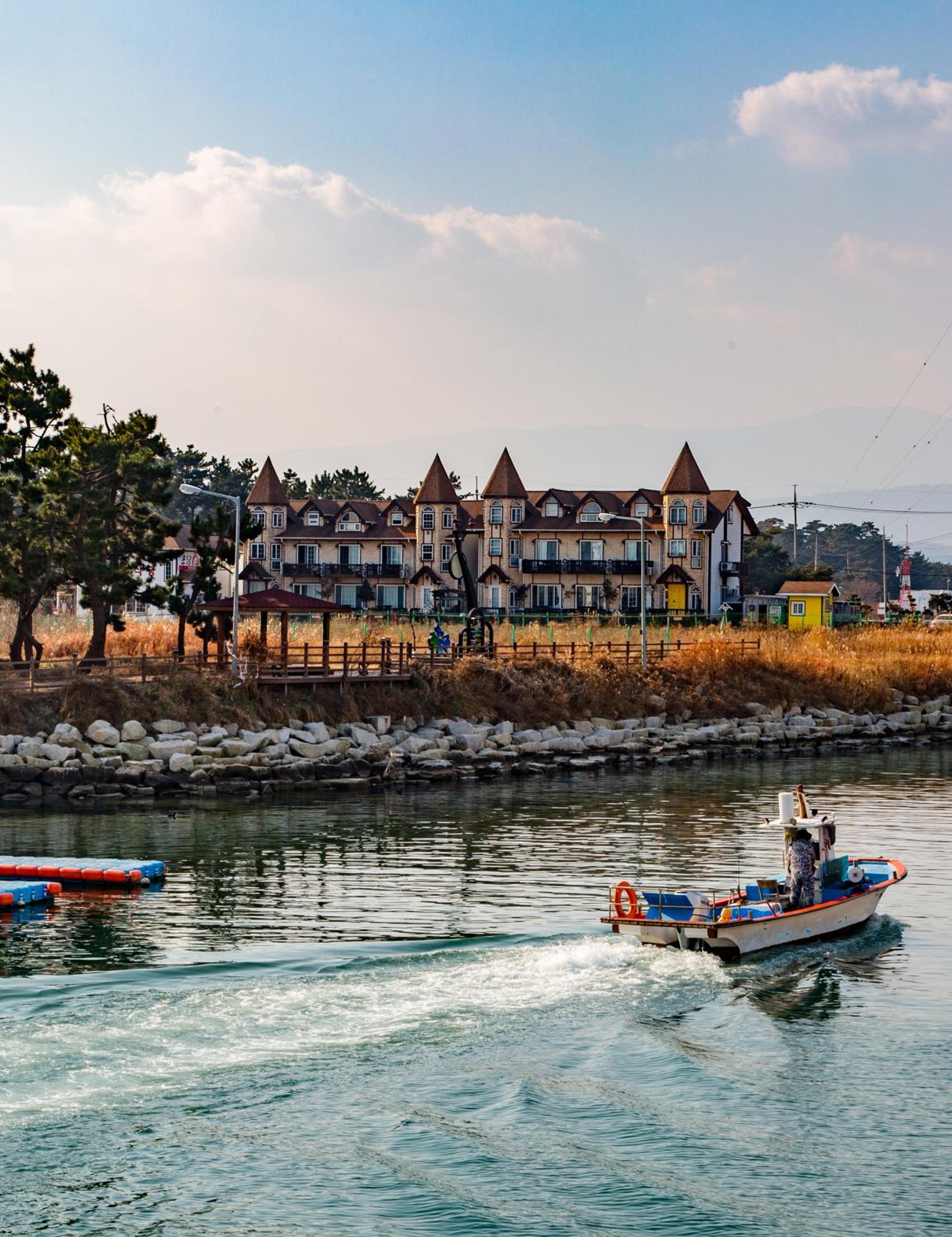Santa Beach Pension