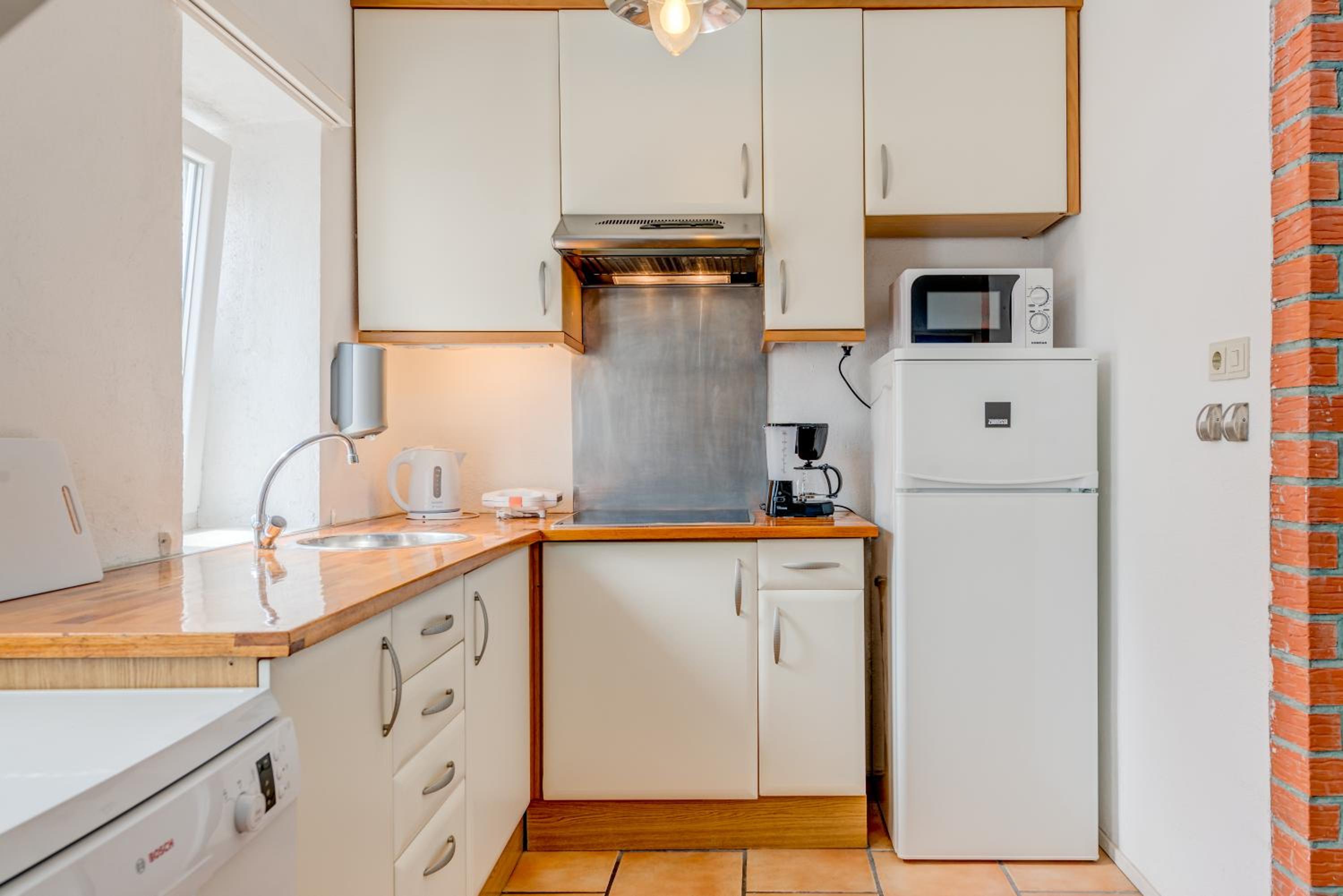 Apartment up to 8 people with sea view from roof terrace