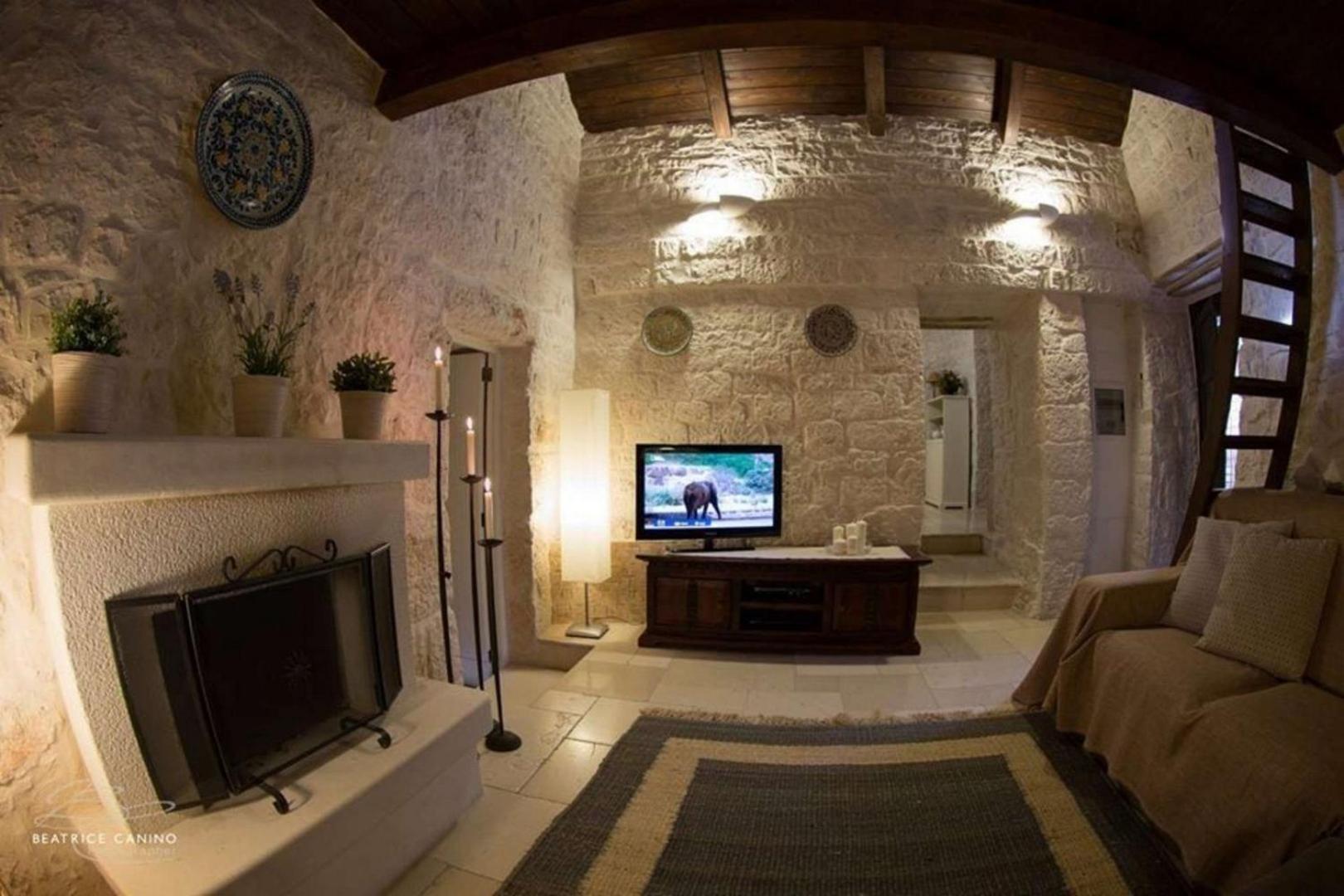 Trullo Cielo Cielo with pool