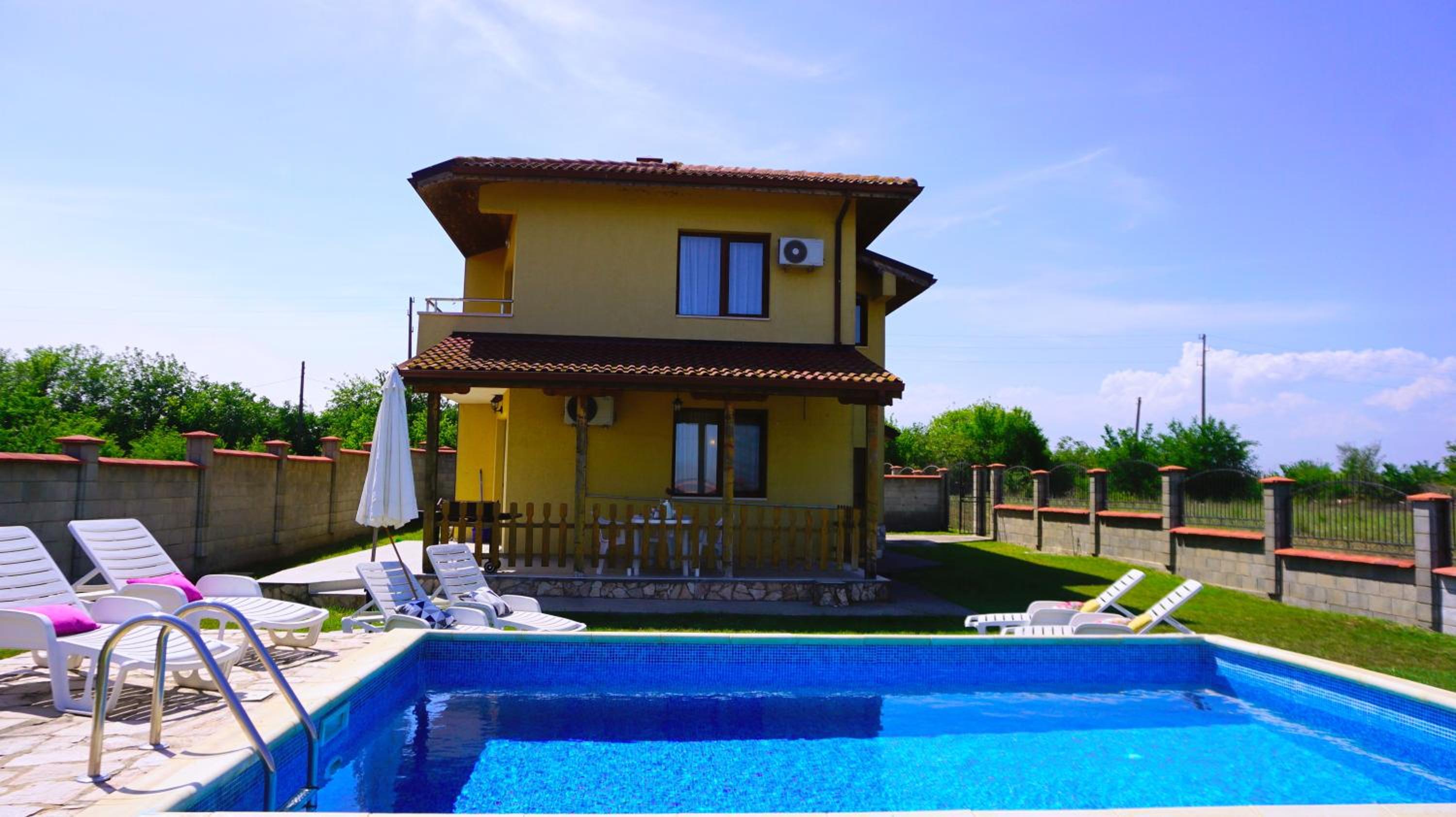 Villa Delfin