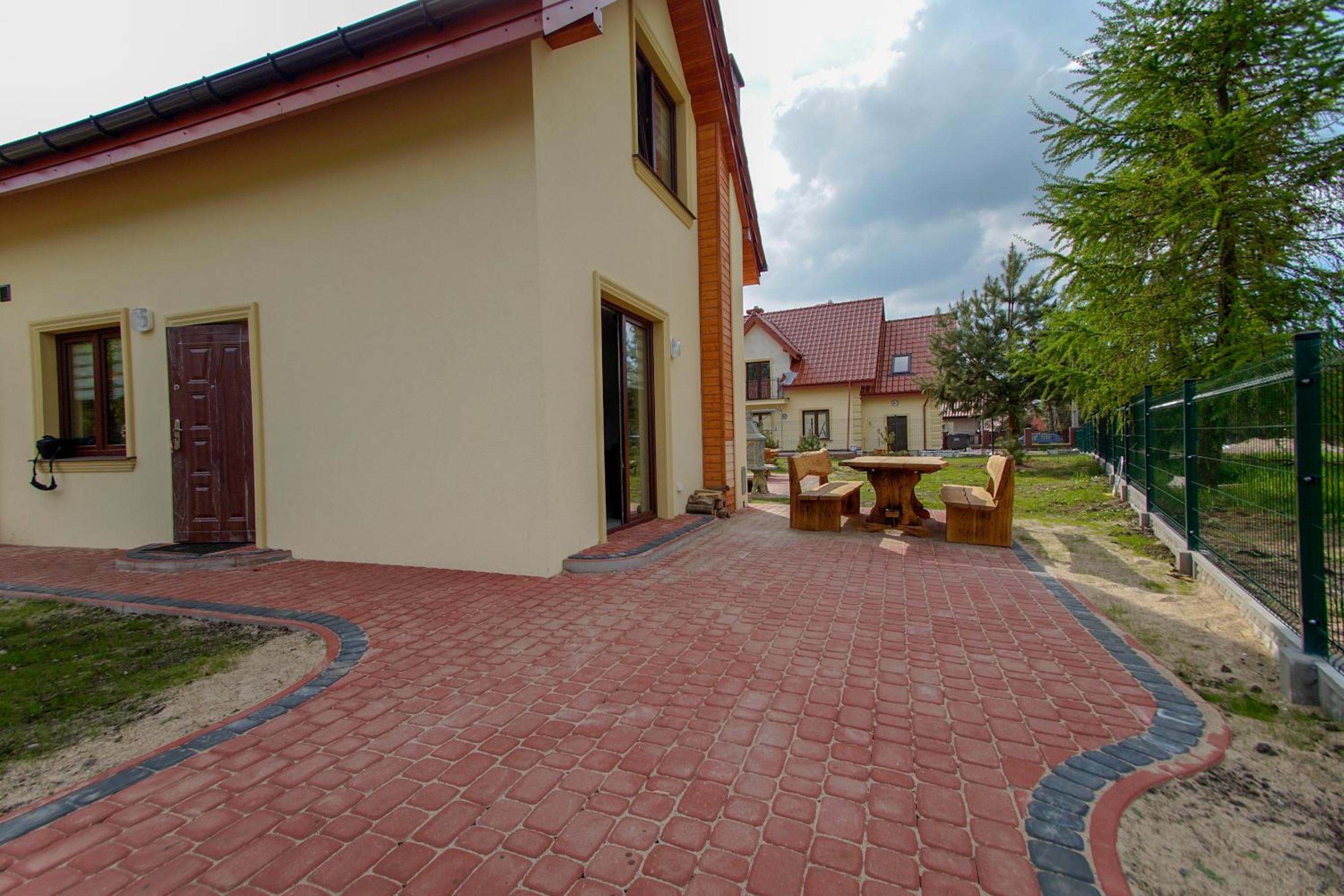 Komfortowe domki letniskowe nad jeziorem na Mazurach 2