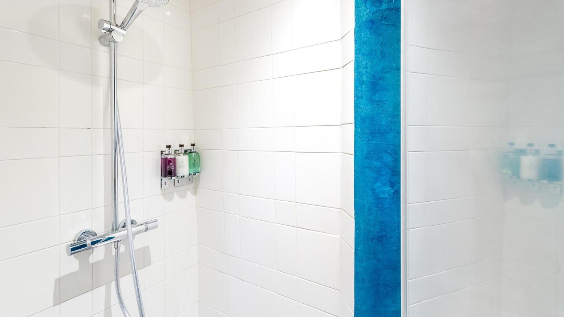 Luxury 2 Bedroom - Louvre & Champs Elysees