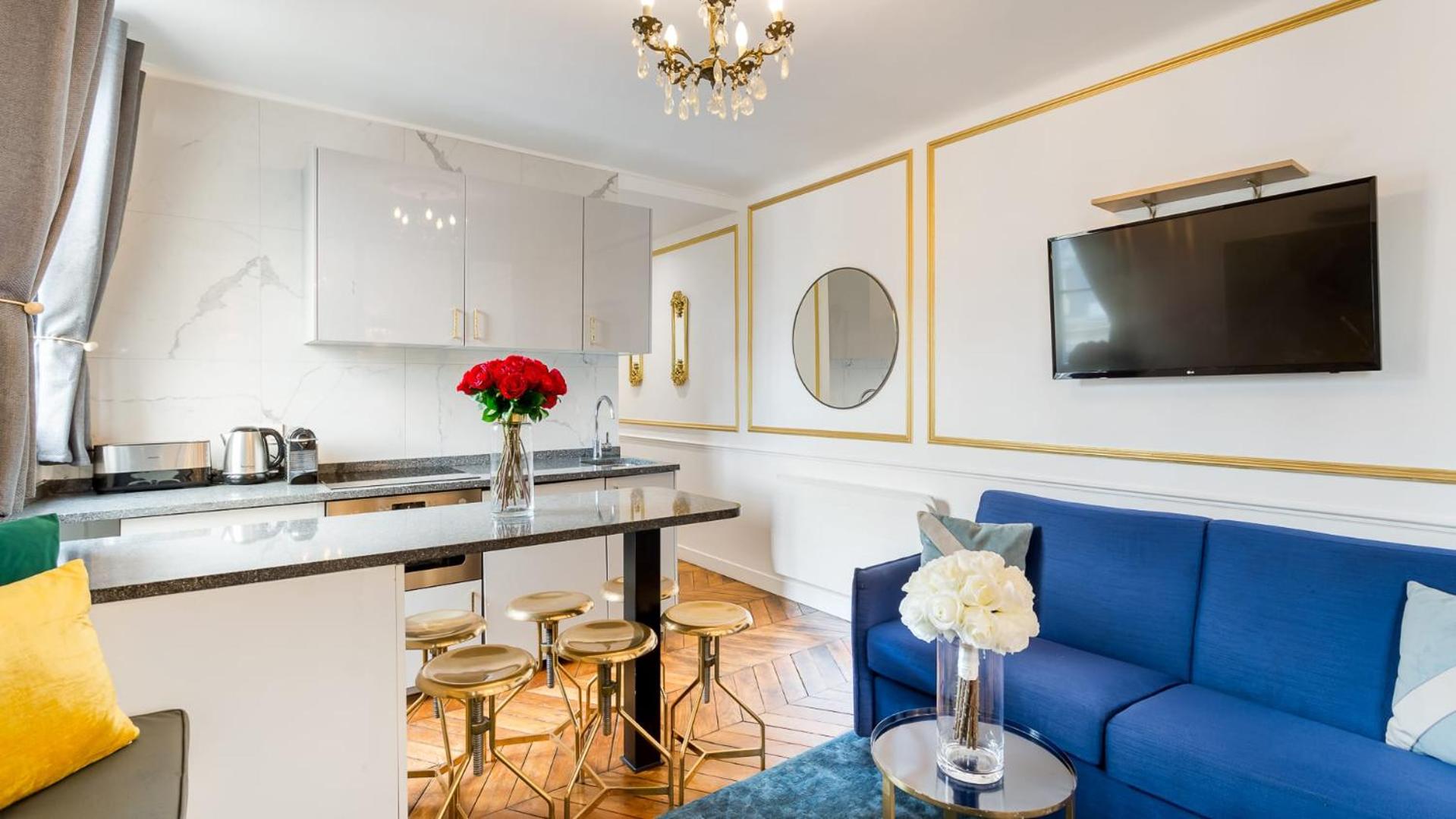 Luxury 2 Bedroom - Louvre & Champs Elysees