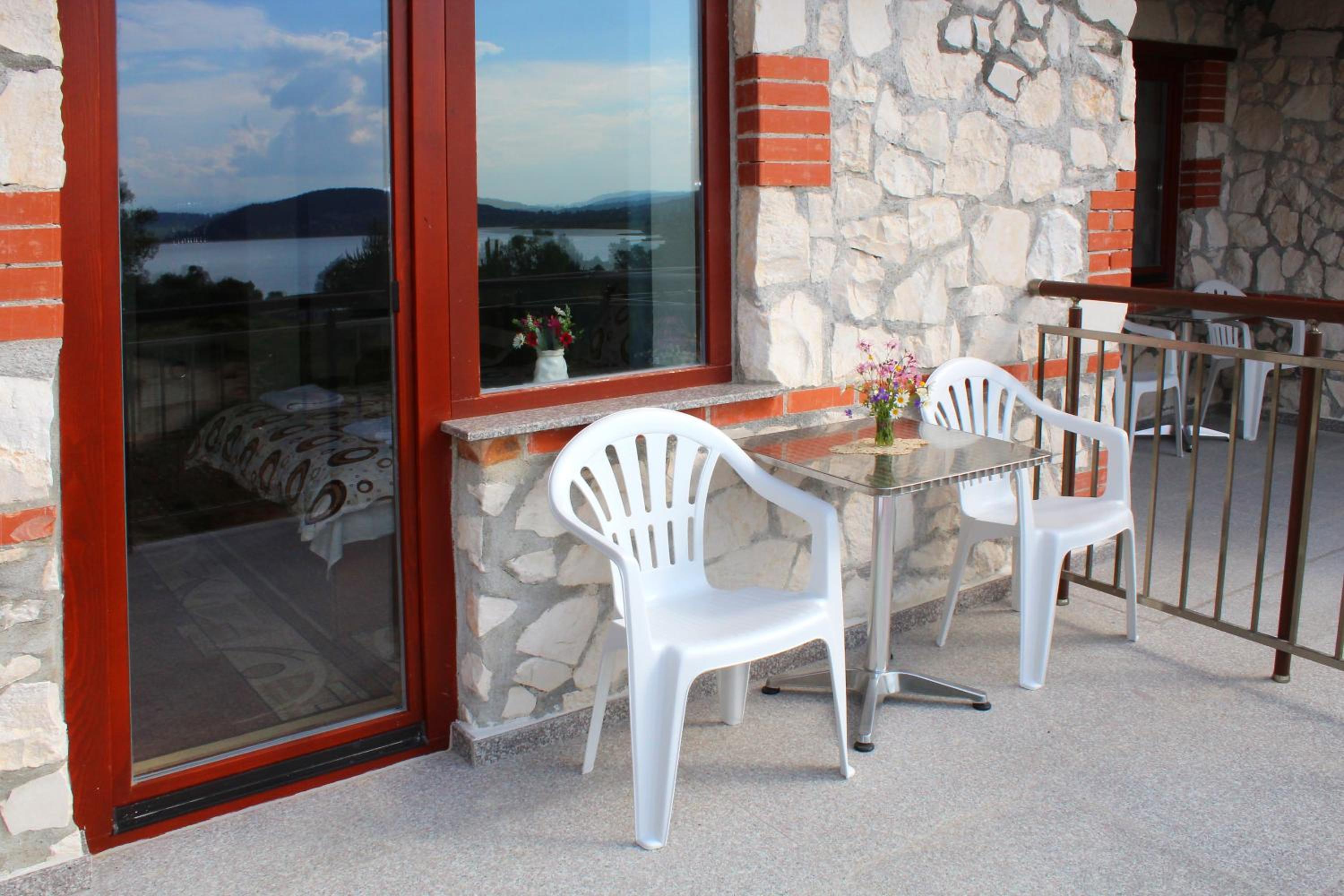 Ilievi Guest Houses