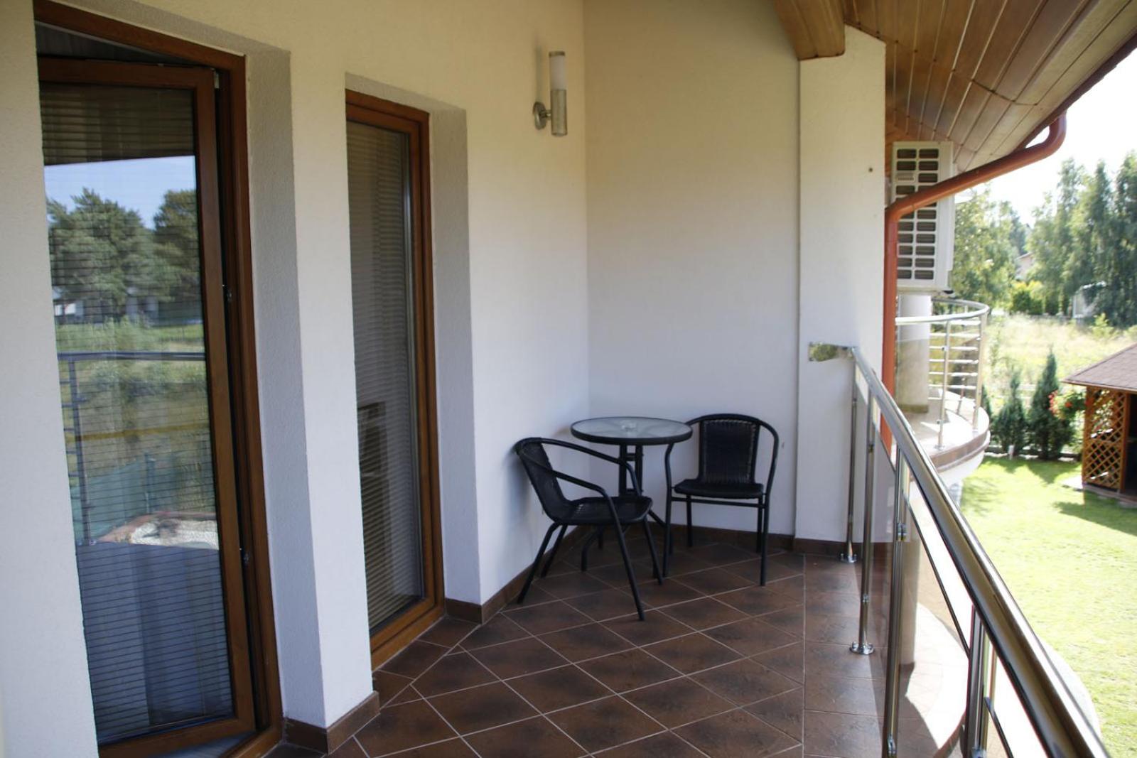Balcony & Terrace