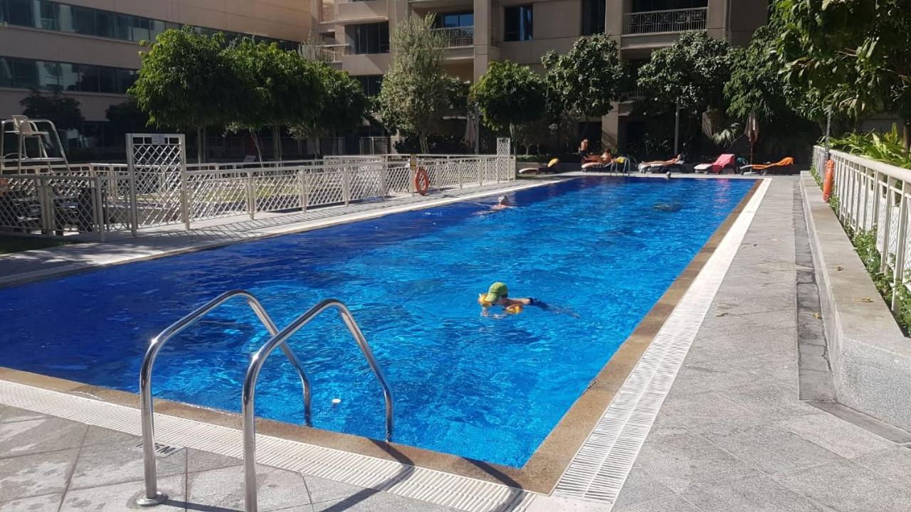 Durrani Homes - Designer 2BR Apt with stunning Burj khalifa and Fountain View
