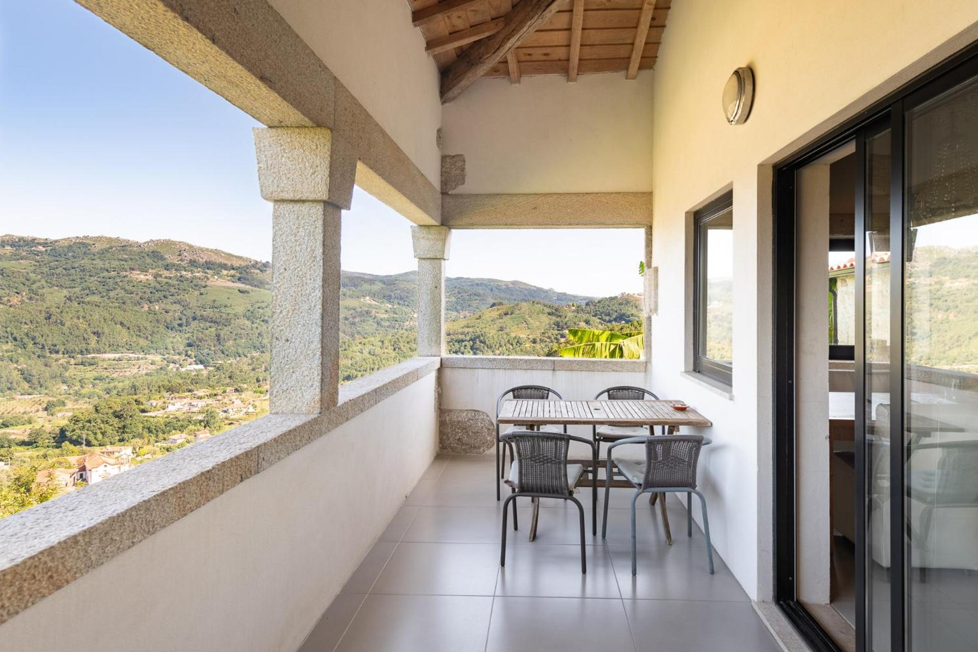 Quinta Olivia view 2