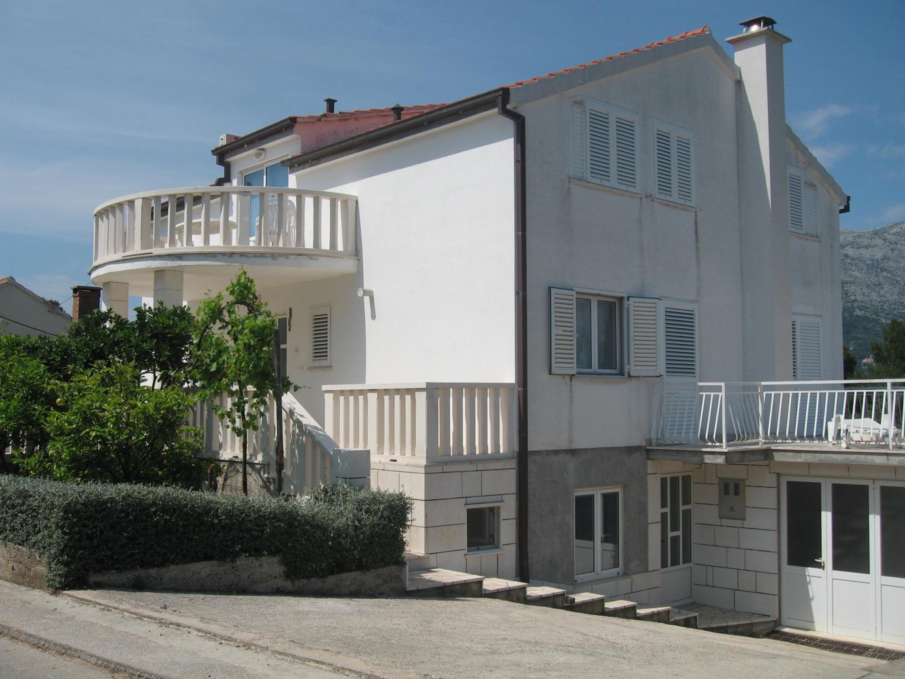 Apartments Ćenan view 4