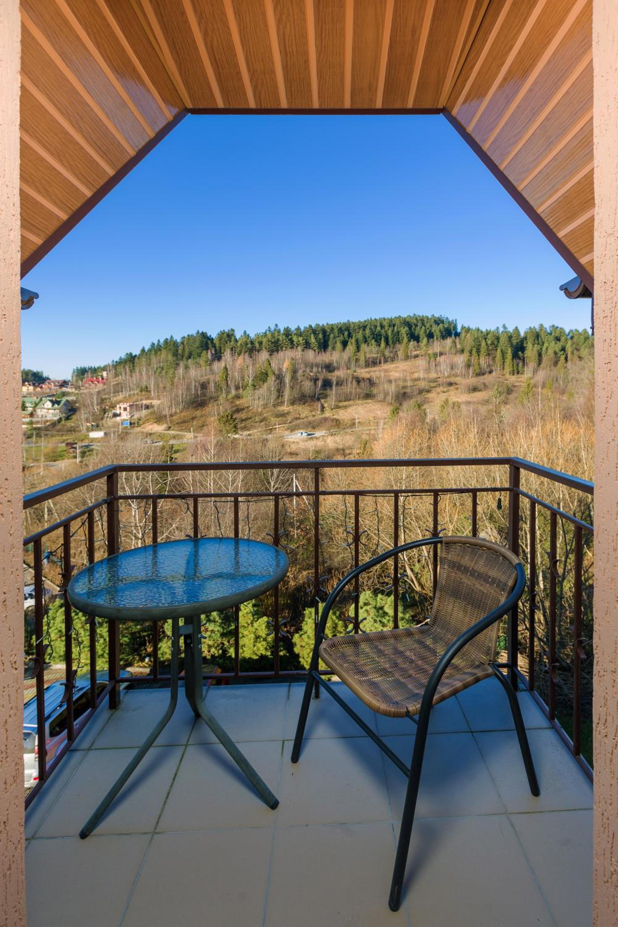 balcony