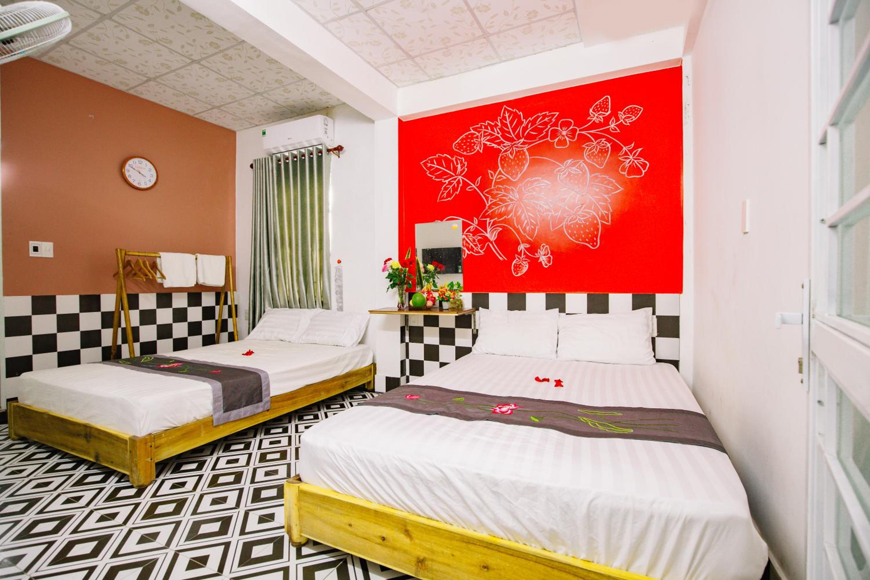 Tú Uyên Homestay