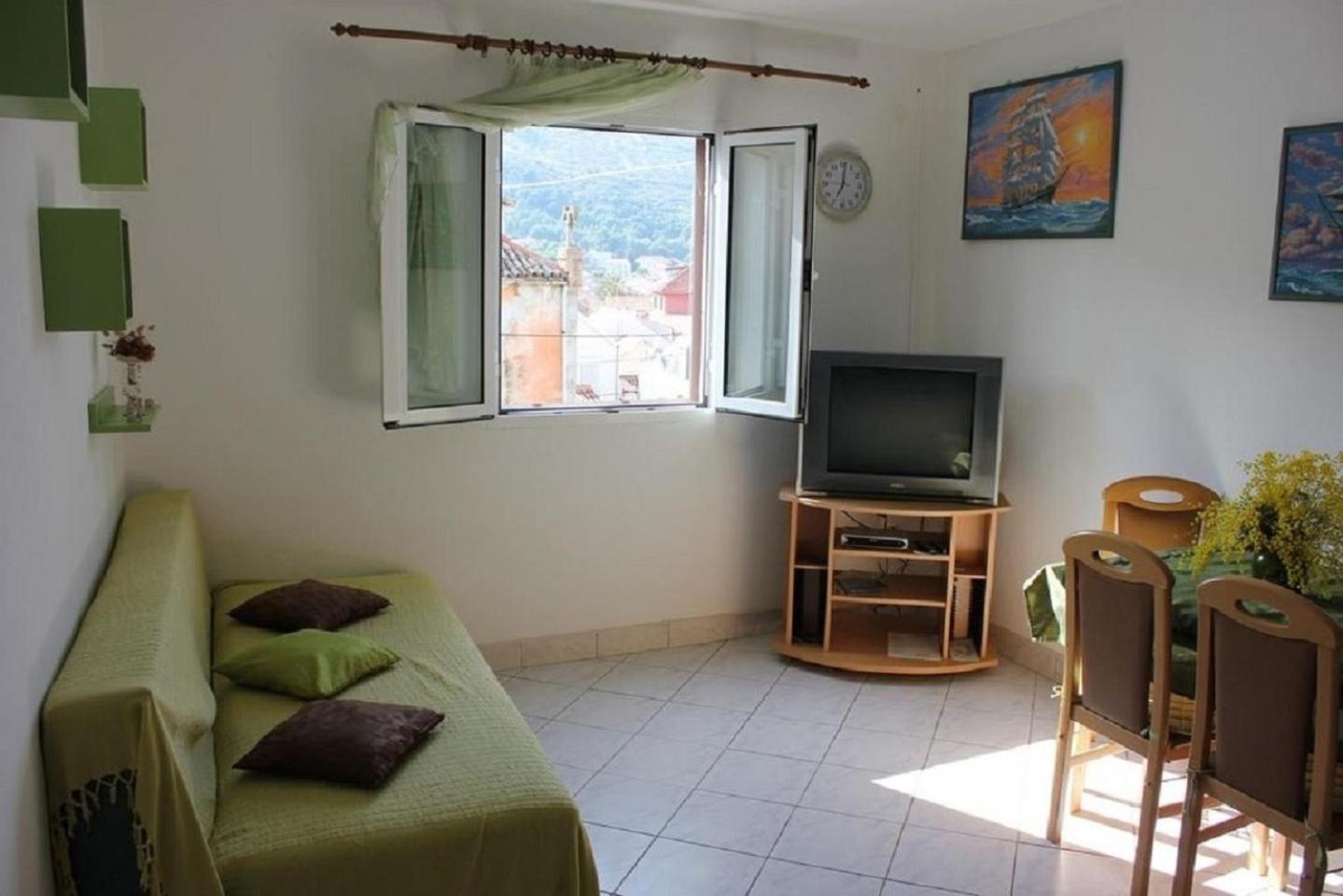 Apartments Josipa - Old City Apartments view 4