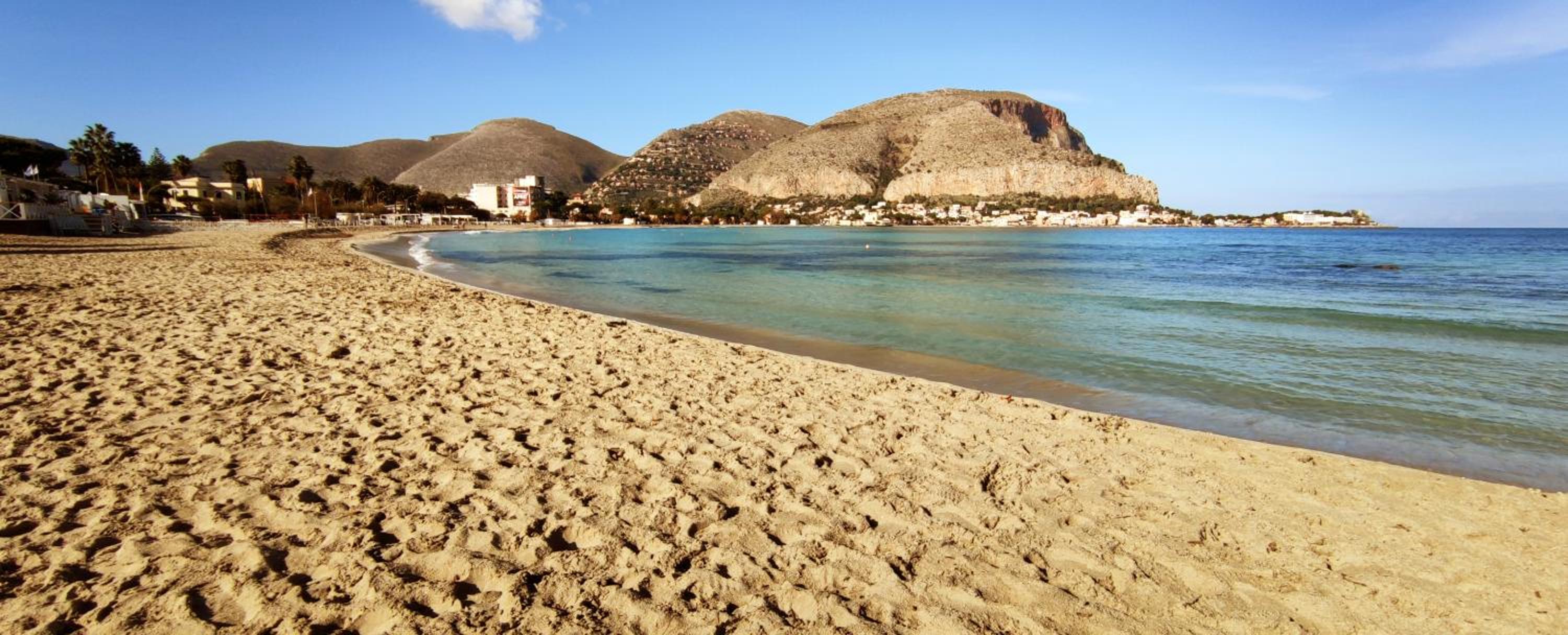 La sirena sul mare di Mondello photo 2