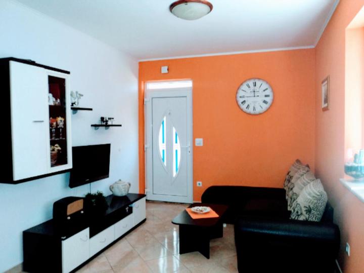 Apartments Karoma