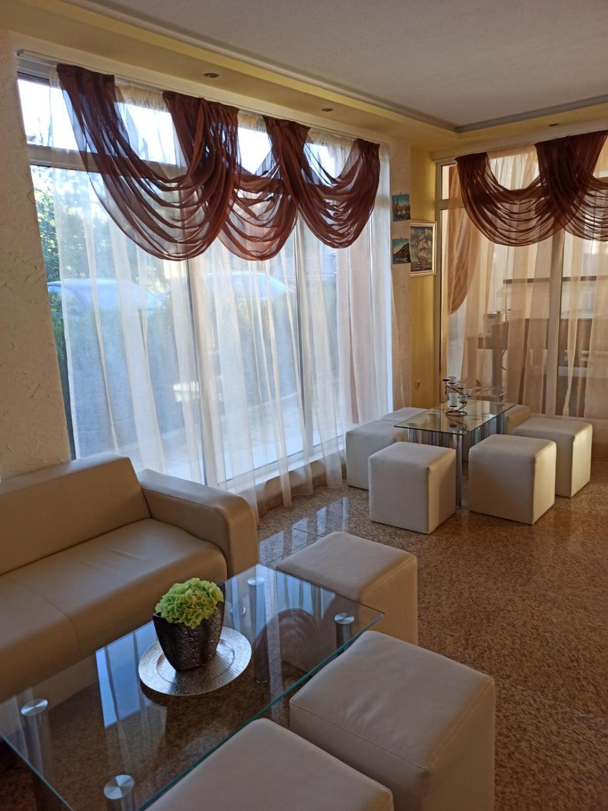 Aparthotel Anixi