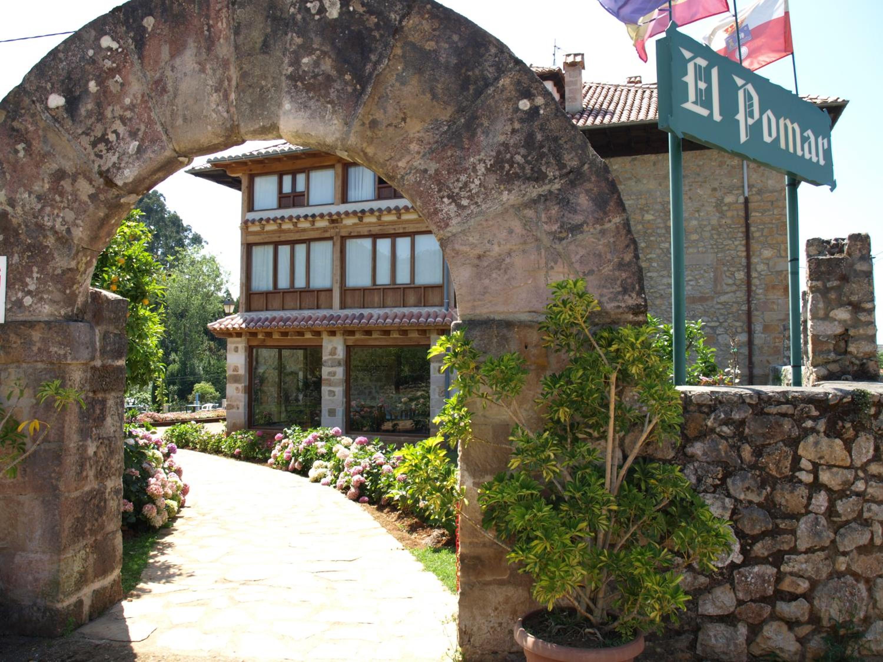 Hostería El Pomar