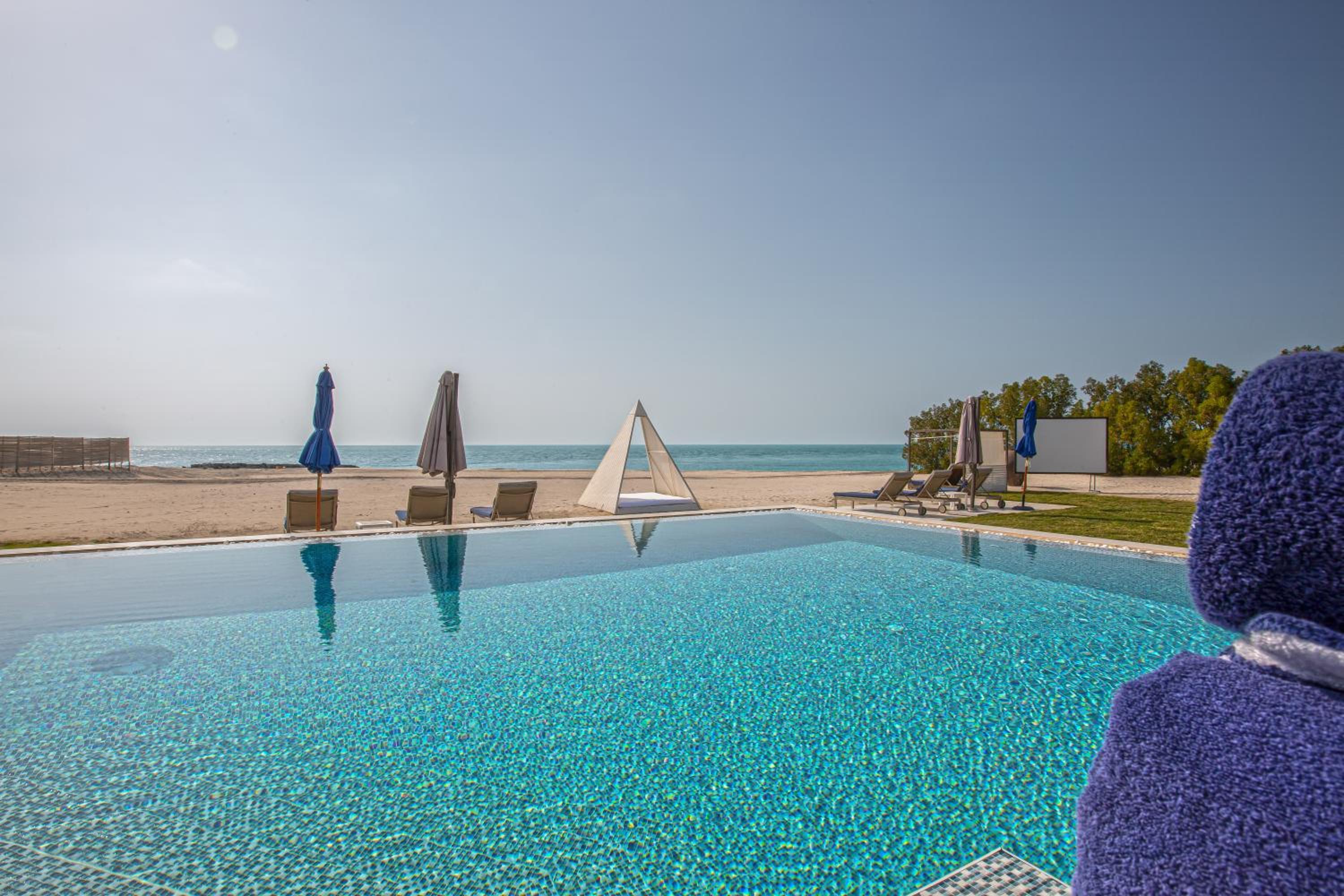 Paradise Nurai Villa - 6 Bedrooms