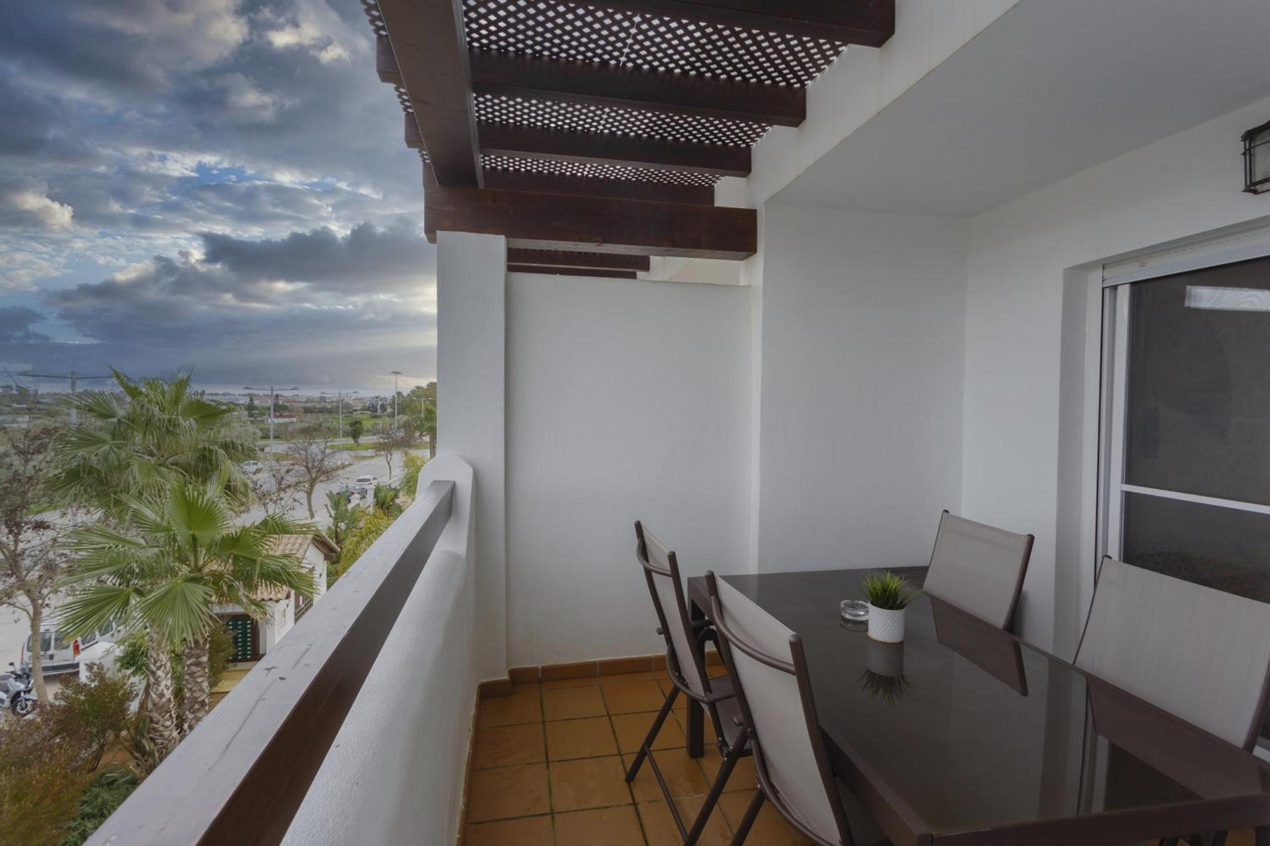 PALMERAS-CANDOR free parking by Cadiz4Rentals view 3