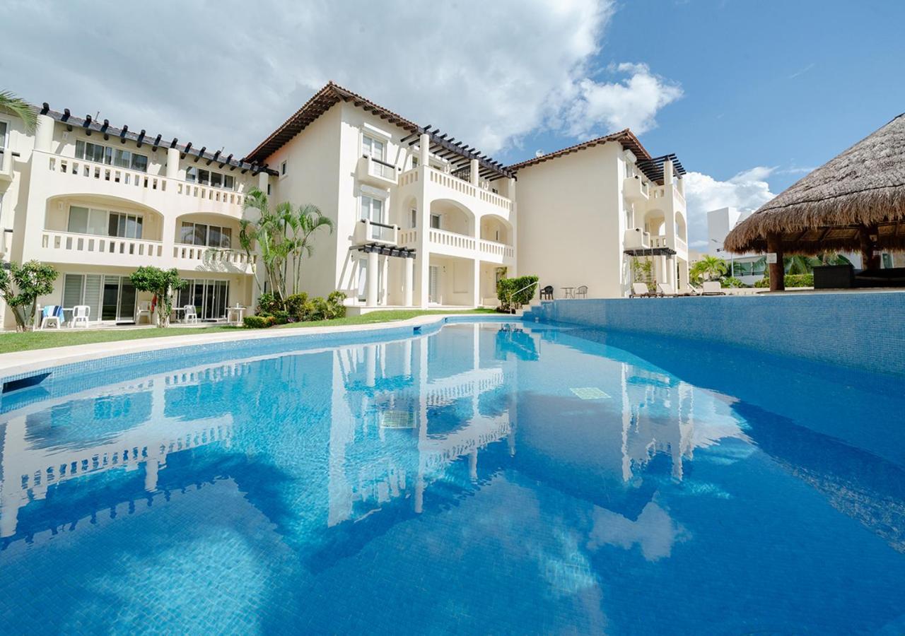 Condo Sol 6 - 3 Bedroom Condo Only 1 Block from Coco Beach - At Luna Maya Condos