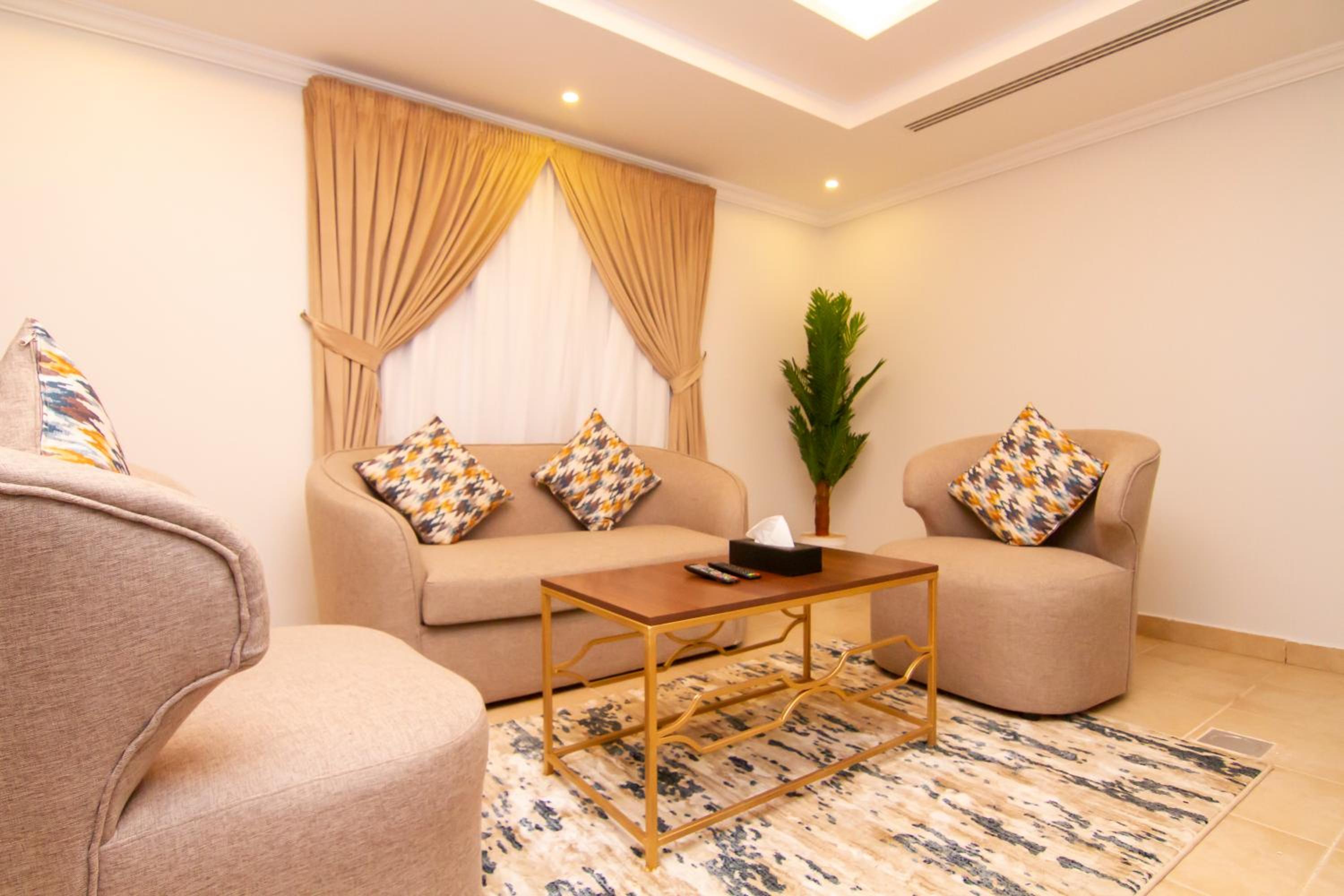 Al Moteb Suites Al Mursalat