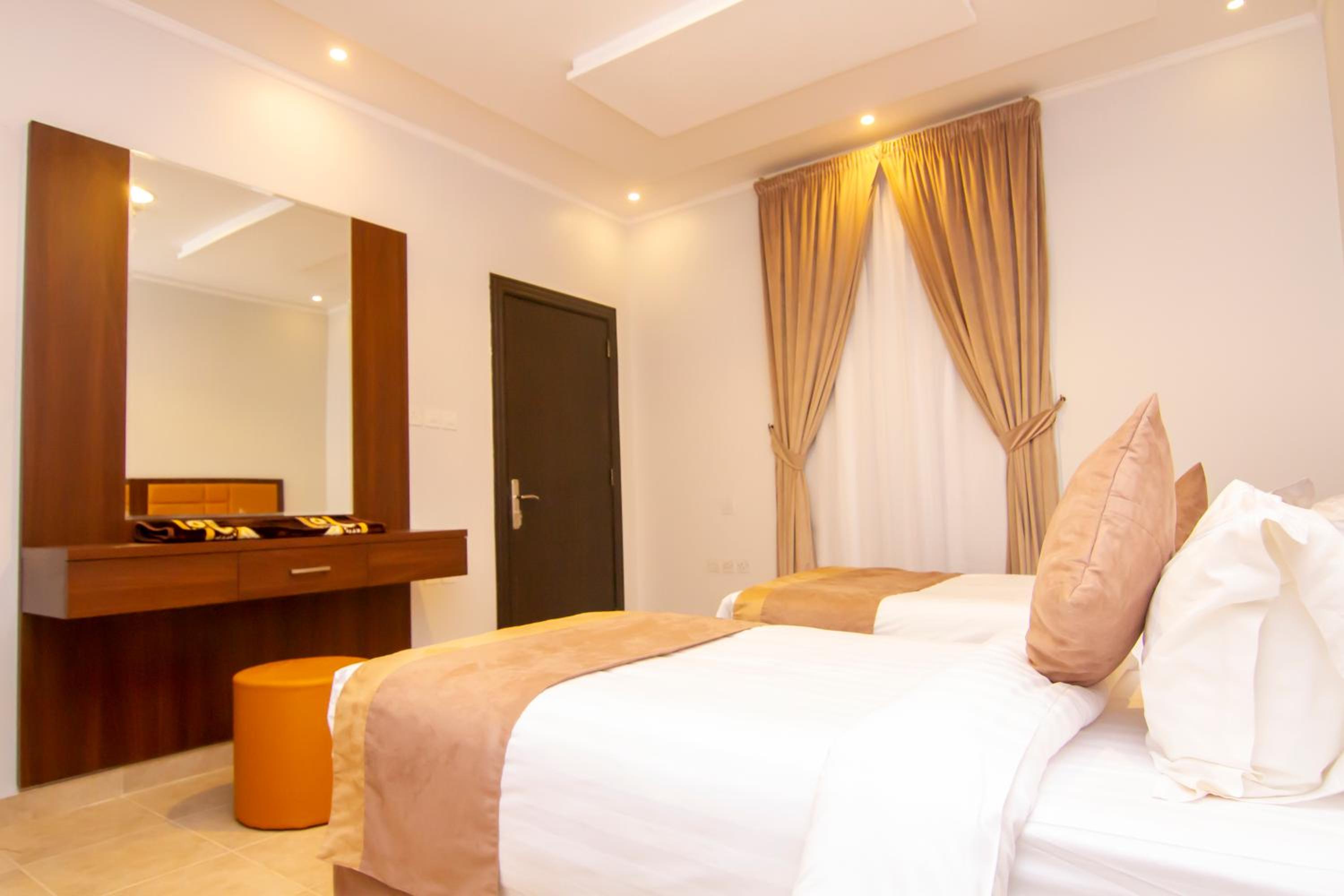 Al Moteb Suites Al Mursalat