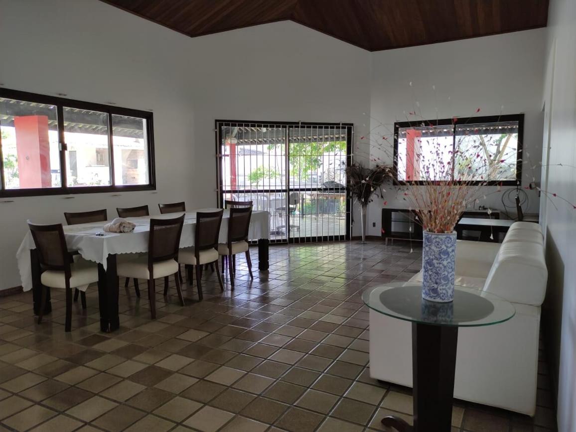 Casa Vilas do Atlântico, 3 quartos próximo a praia
