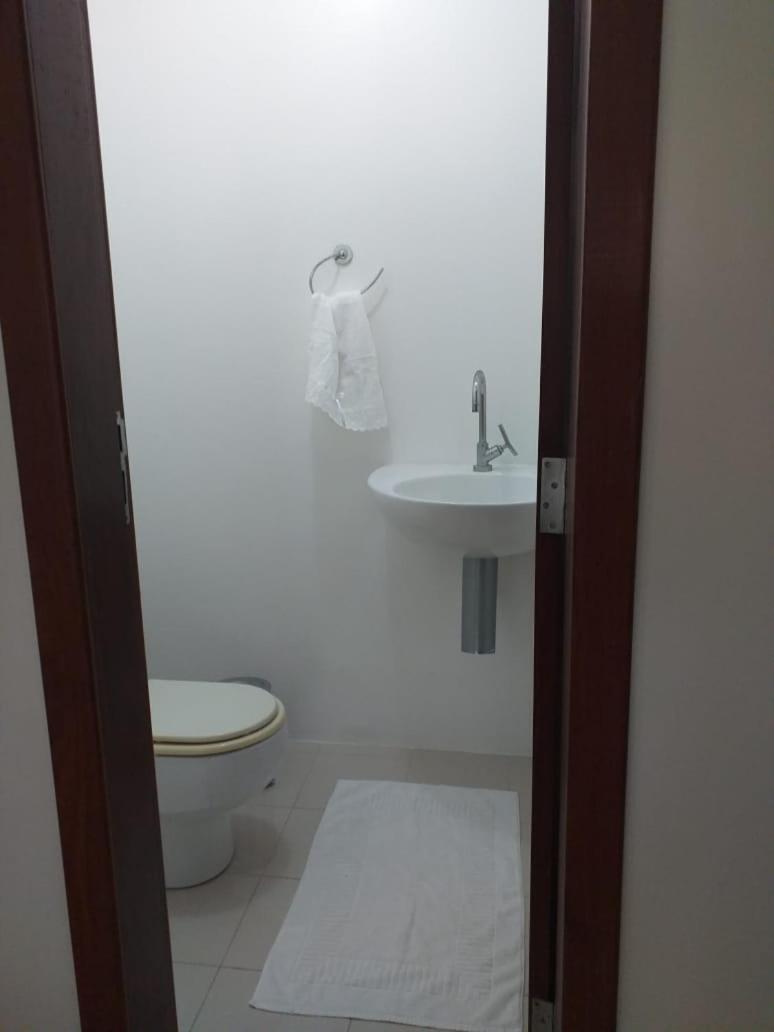 Casa Vilas do Atlântico, 3 quartos próximo a praia