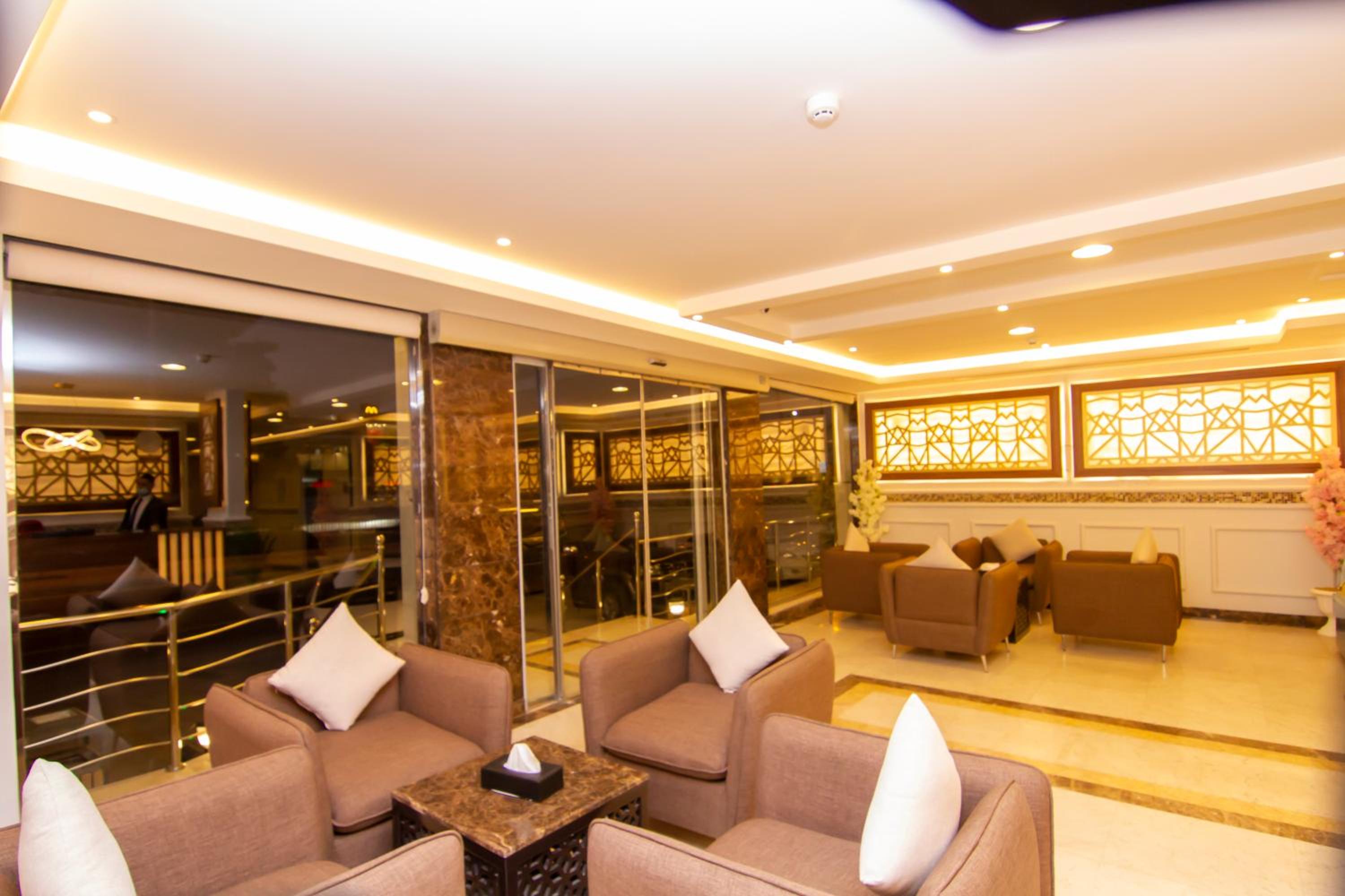 Al Moteb Suites Al Mursalat