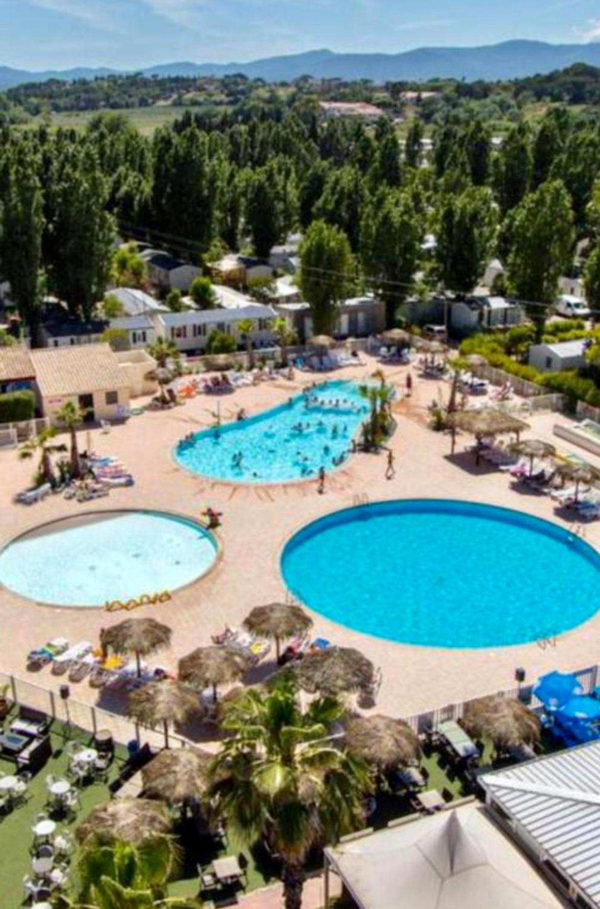 Magic Mobile Montourey, 3 chambres, 2 salles de bain, piscine disponible sur place
