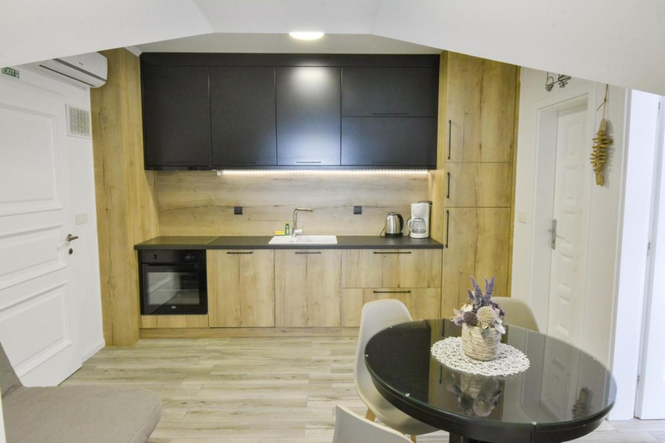 Apartment 9 in Villa Petrac view 5