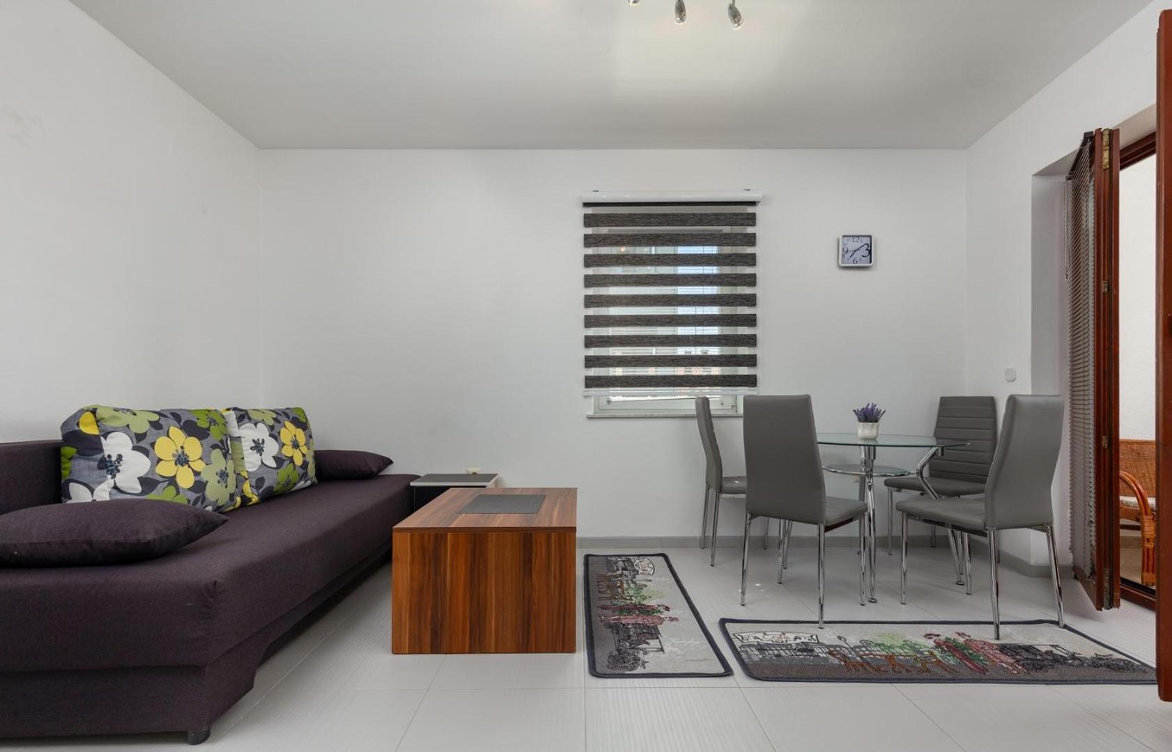 Apartments Smaila