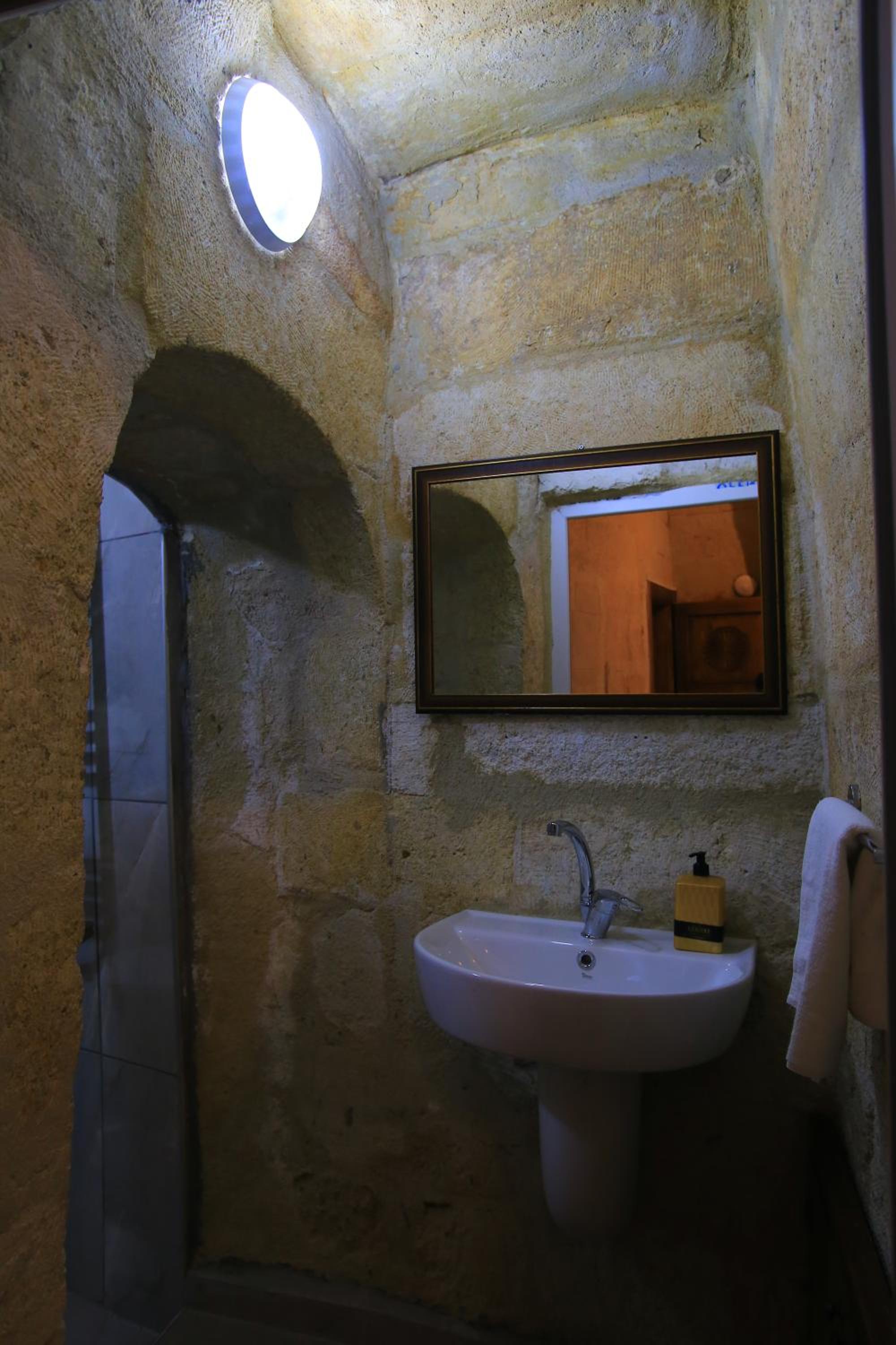 Photo 26